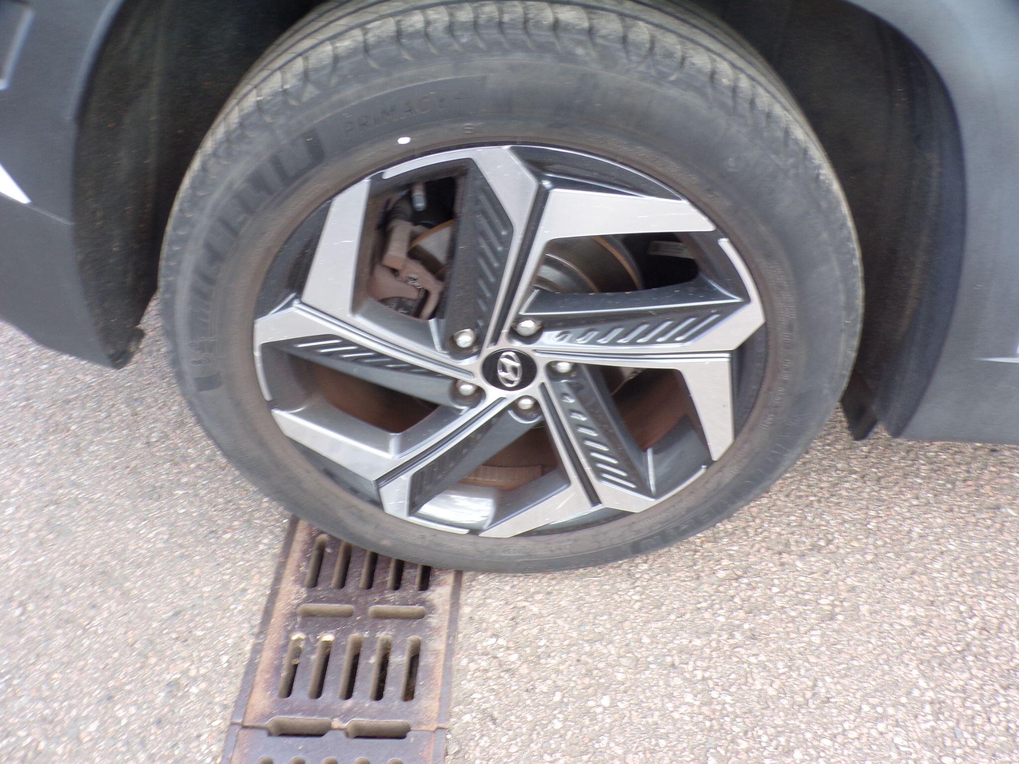 Hyundai Tucson view 10