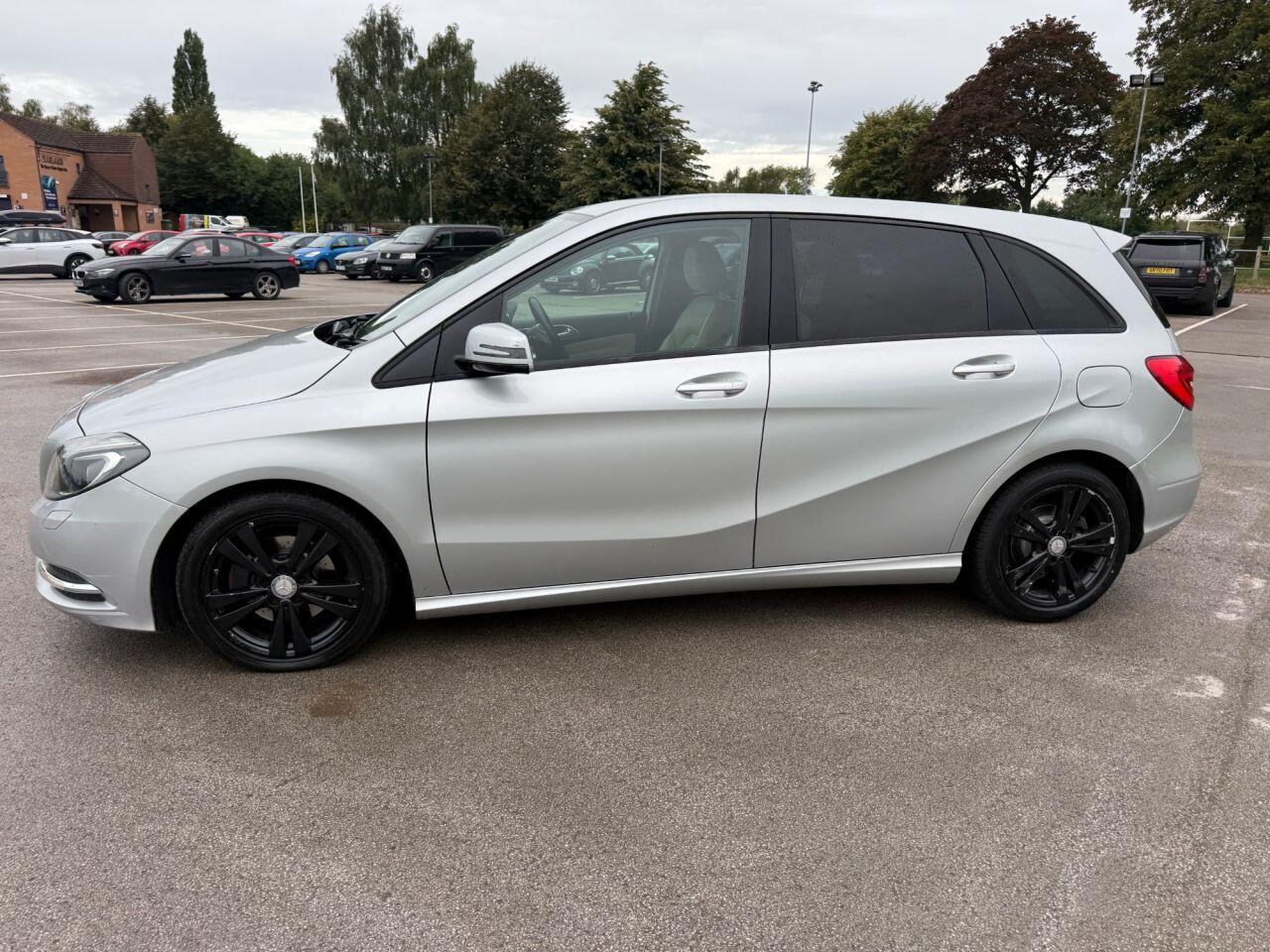 Mercedes-Benz B Class view 37
