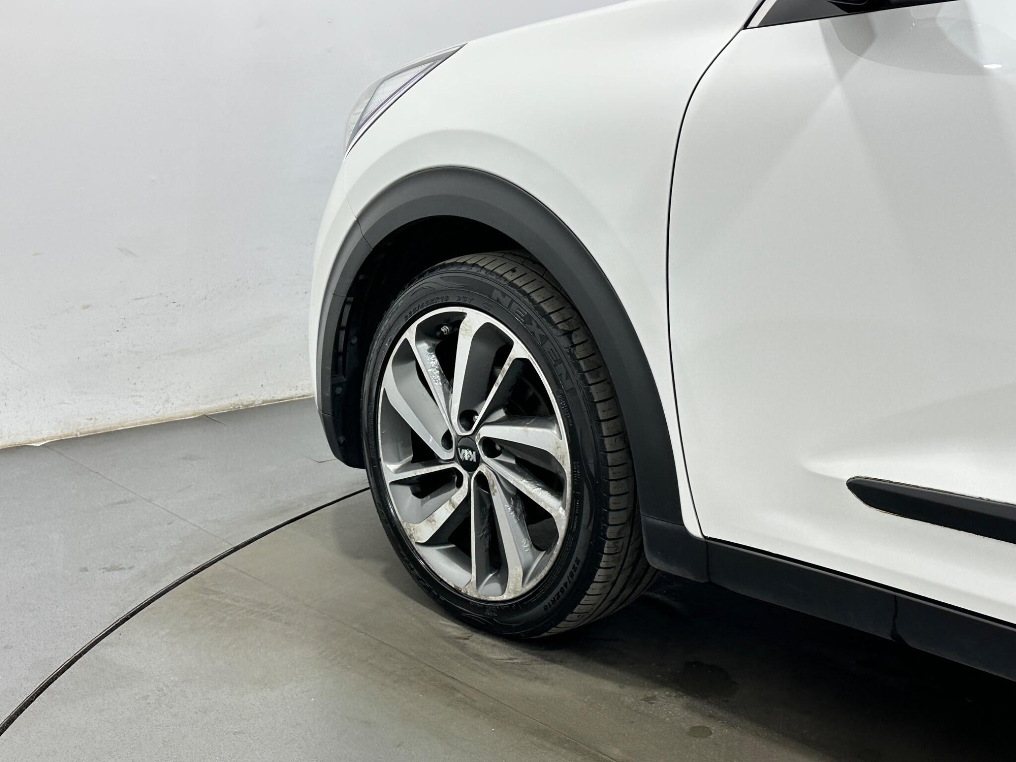 Kia Niro view 49