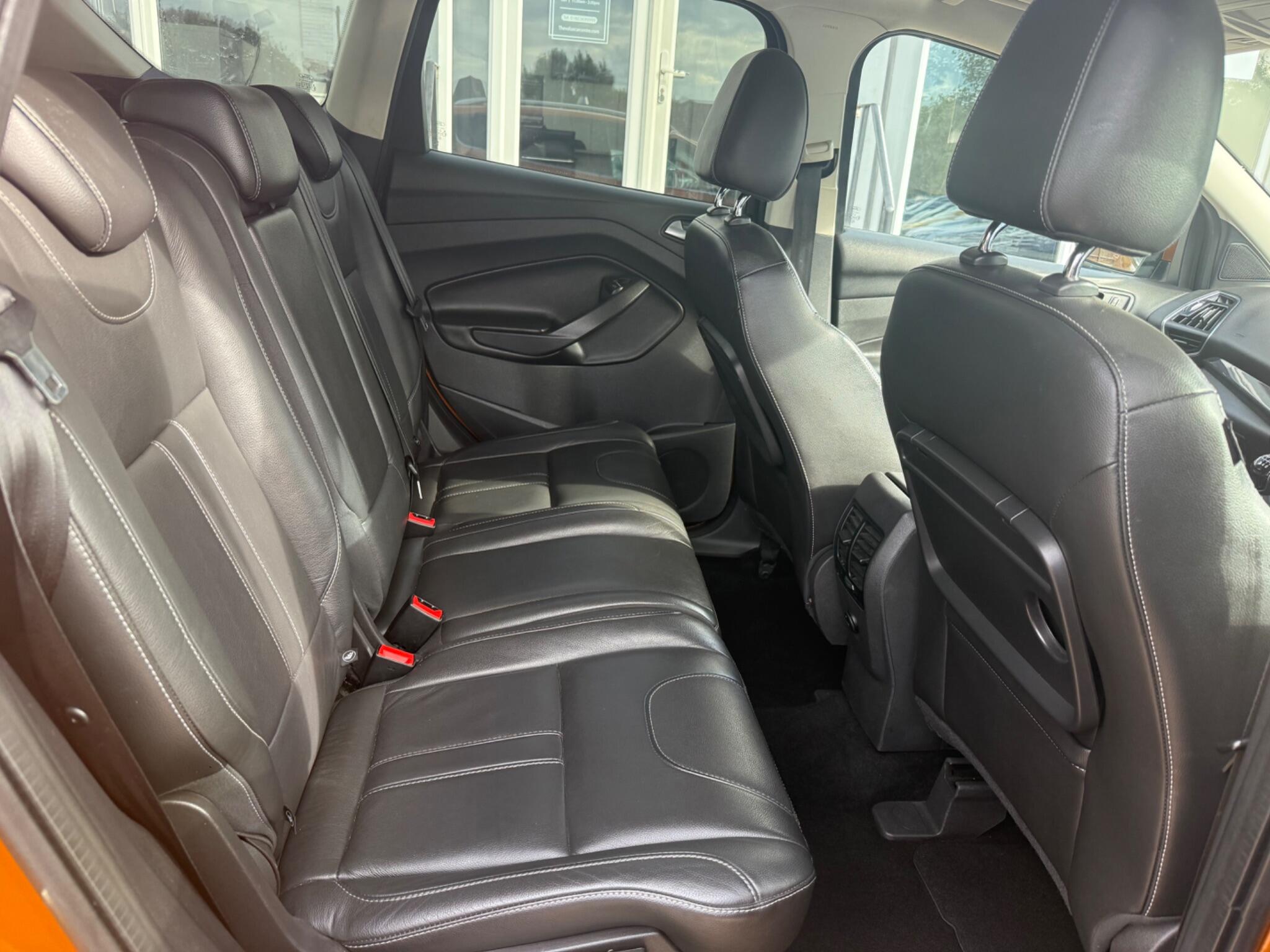 Ford Kuga view 11