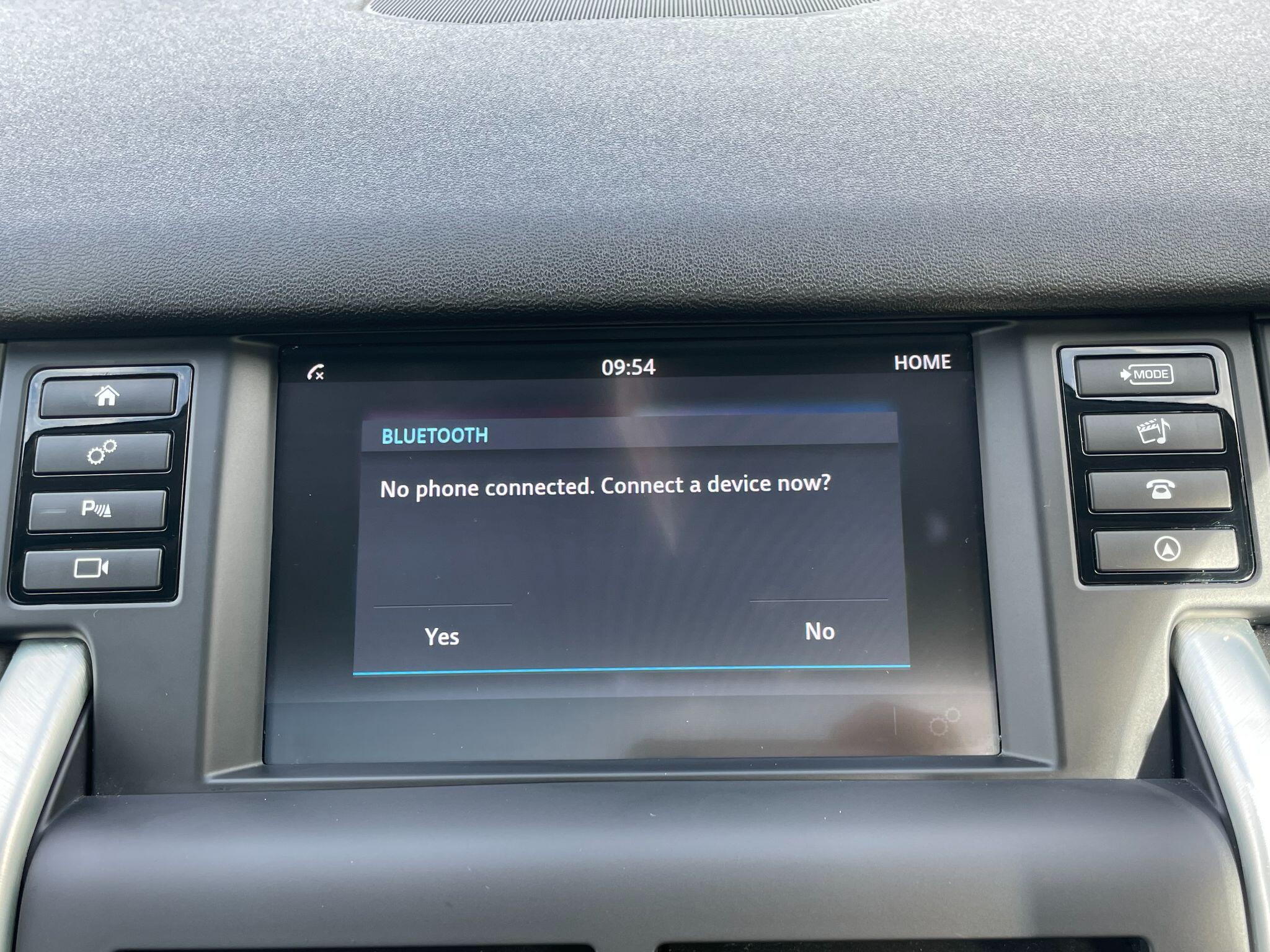 Land Rover Discovery Sport view 29