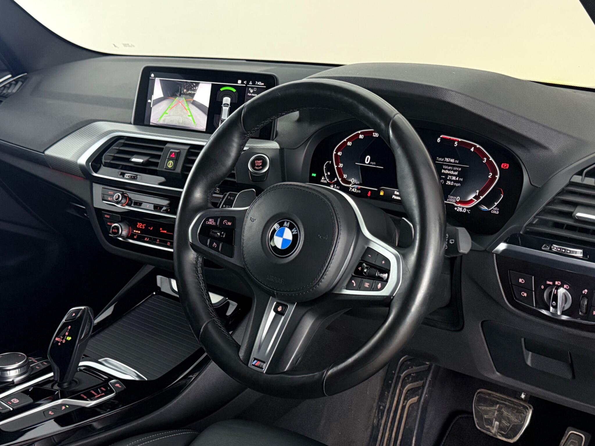 BMW X3 view 3