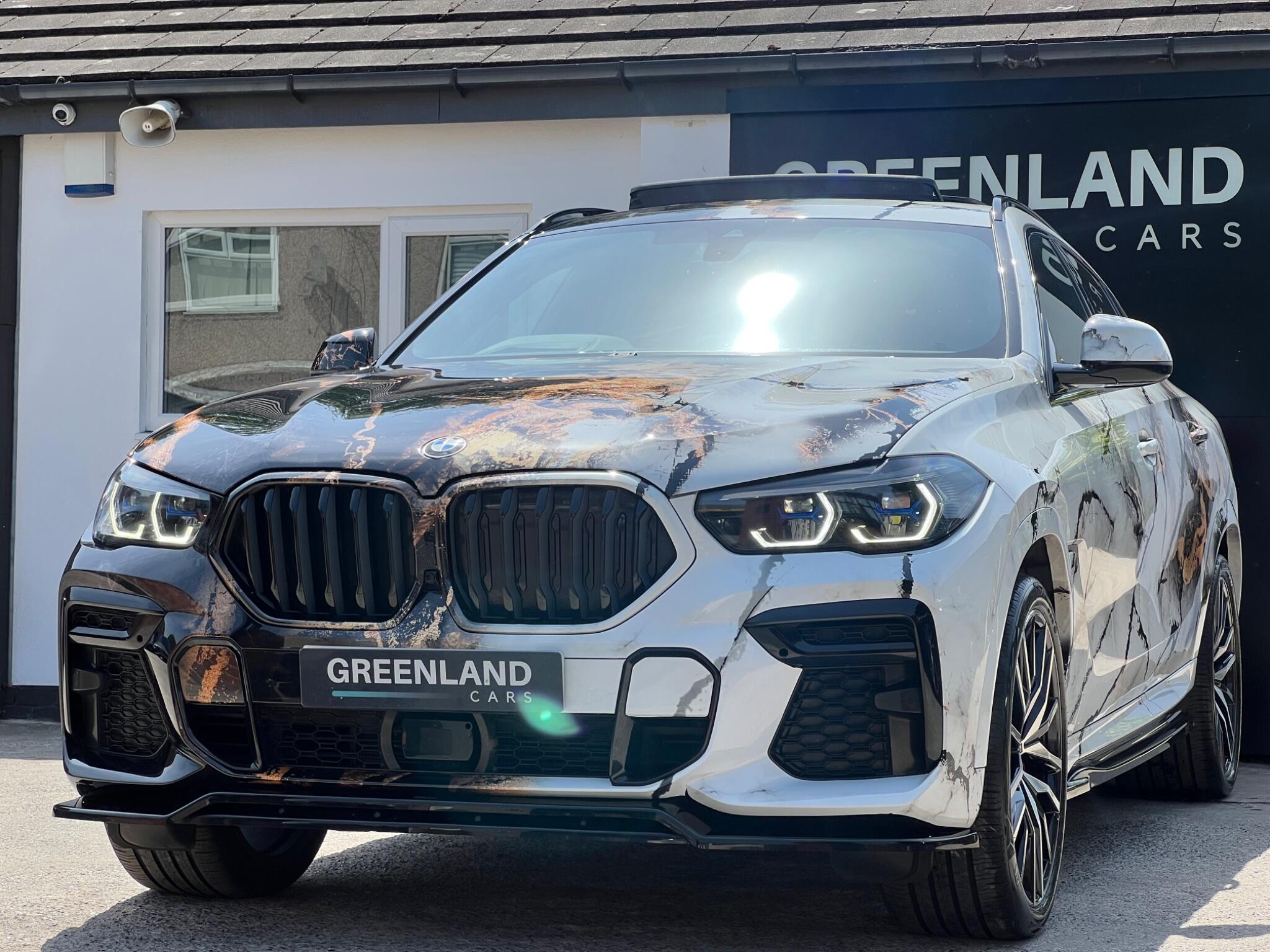 BMW X6 view 24