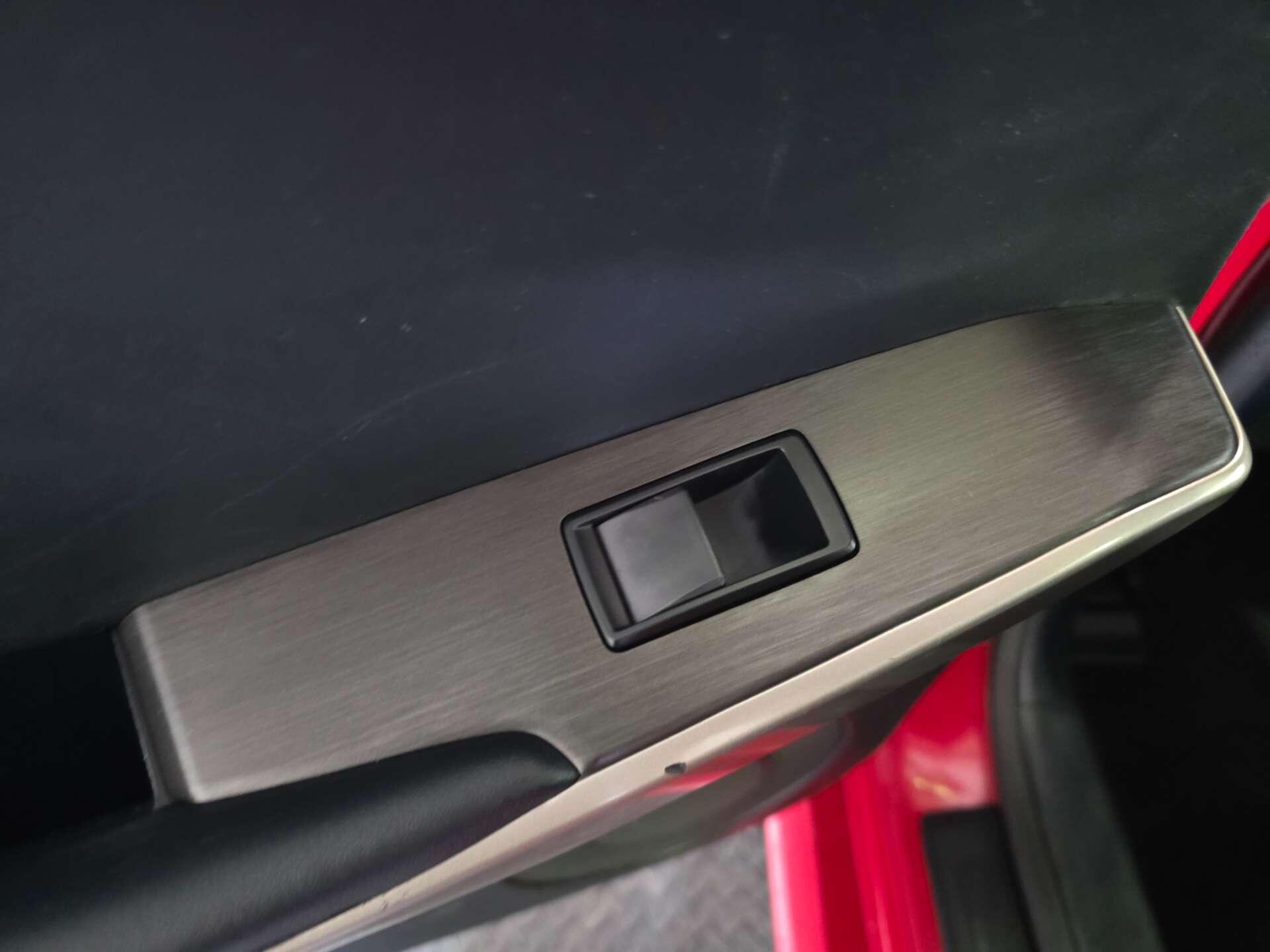 Lexus Is view 39