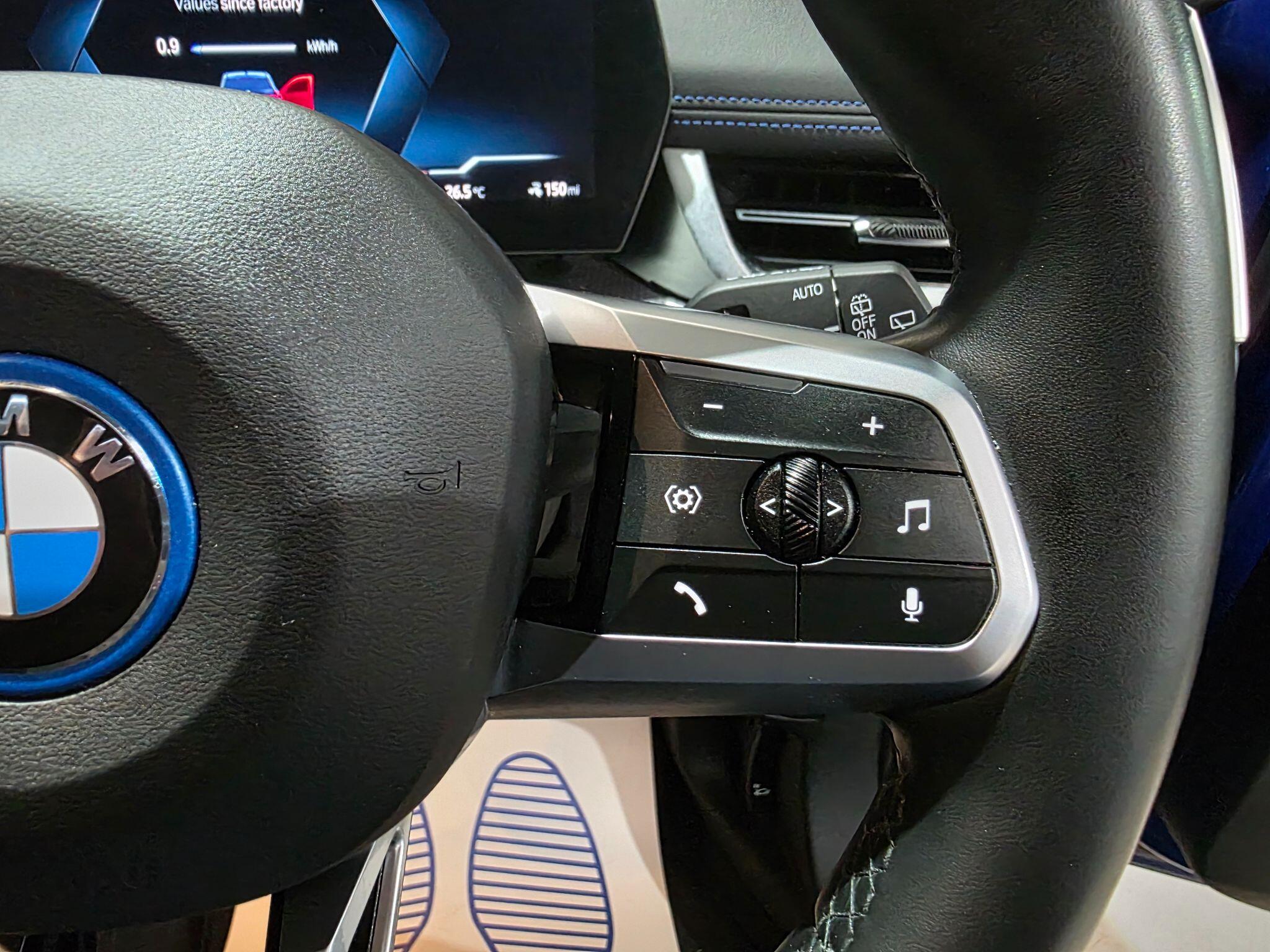 BMW Ix1 view 19