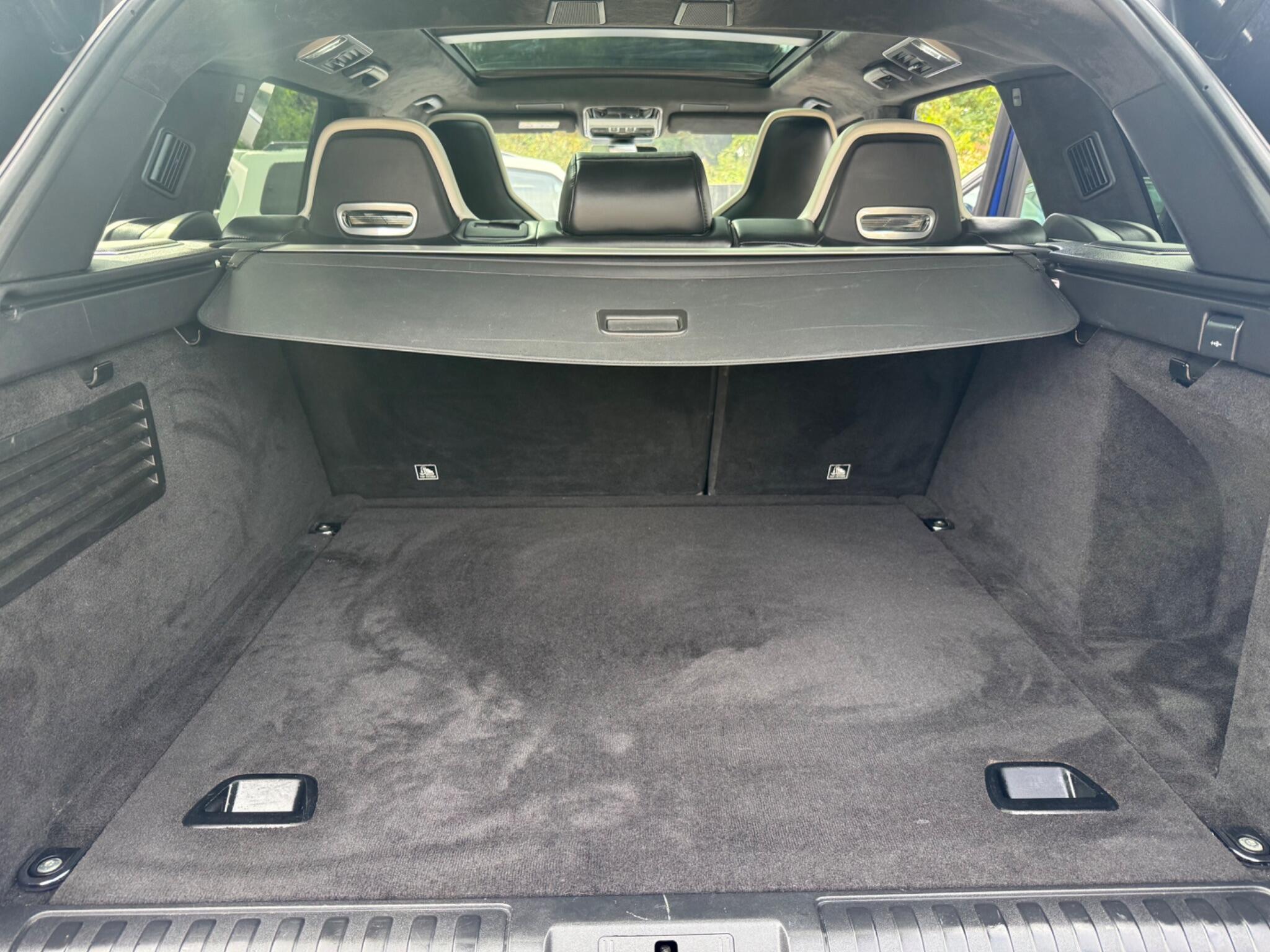 Land Rover Range Rover Sport view 14