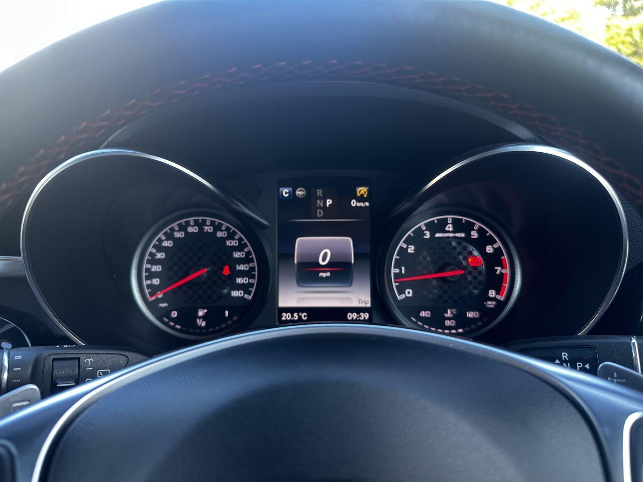 Mercedes-Benz GLC view 38