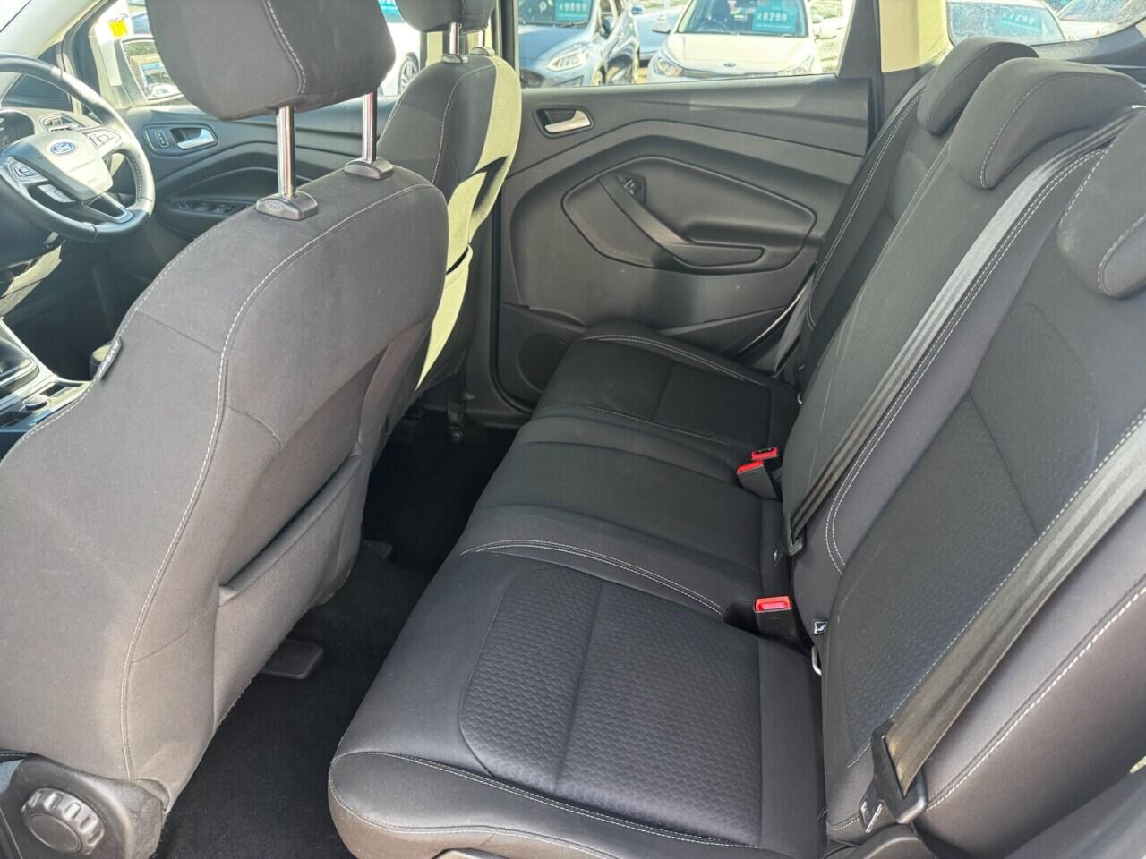 Ford Kuga view 30
