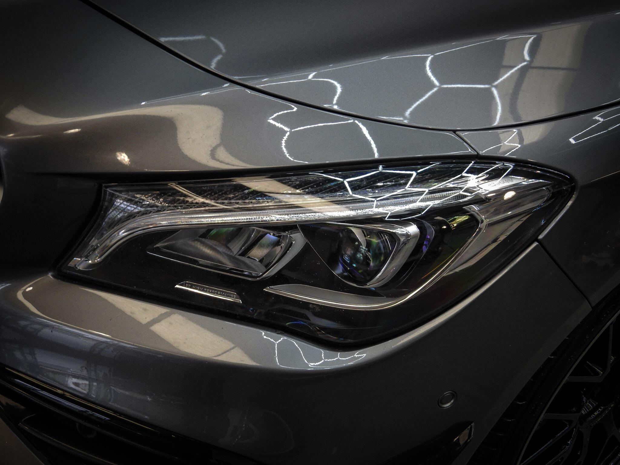 Mercedes-Benz Cla view 10