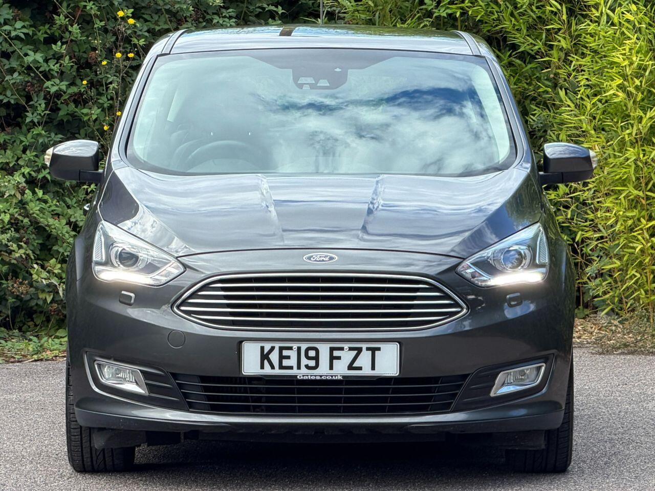 Ford C-Max view 5