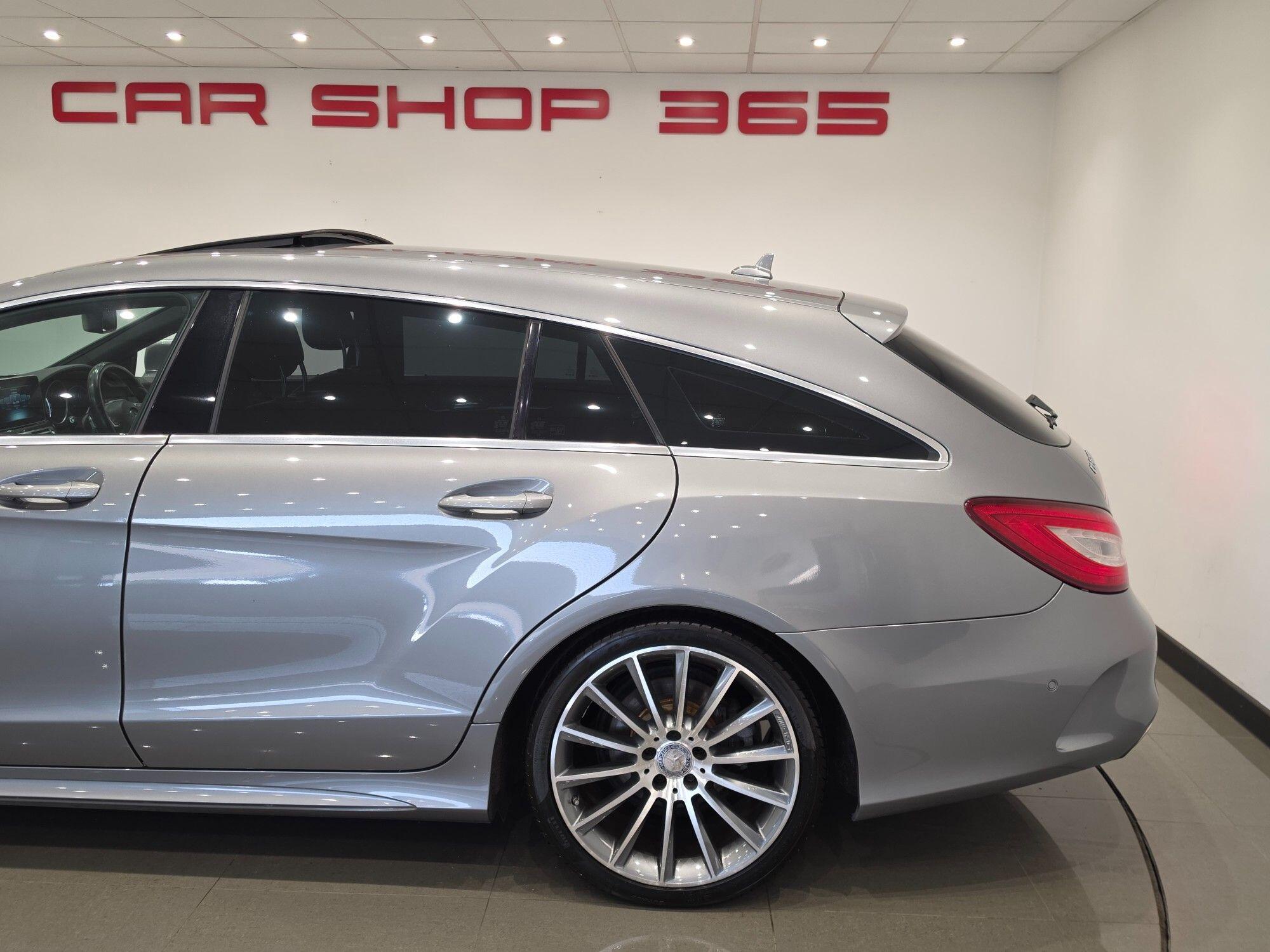 Mercedes-Benz CLS view 60