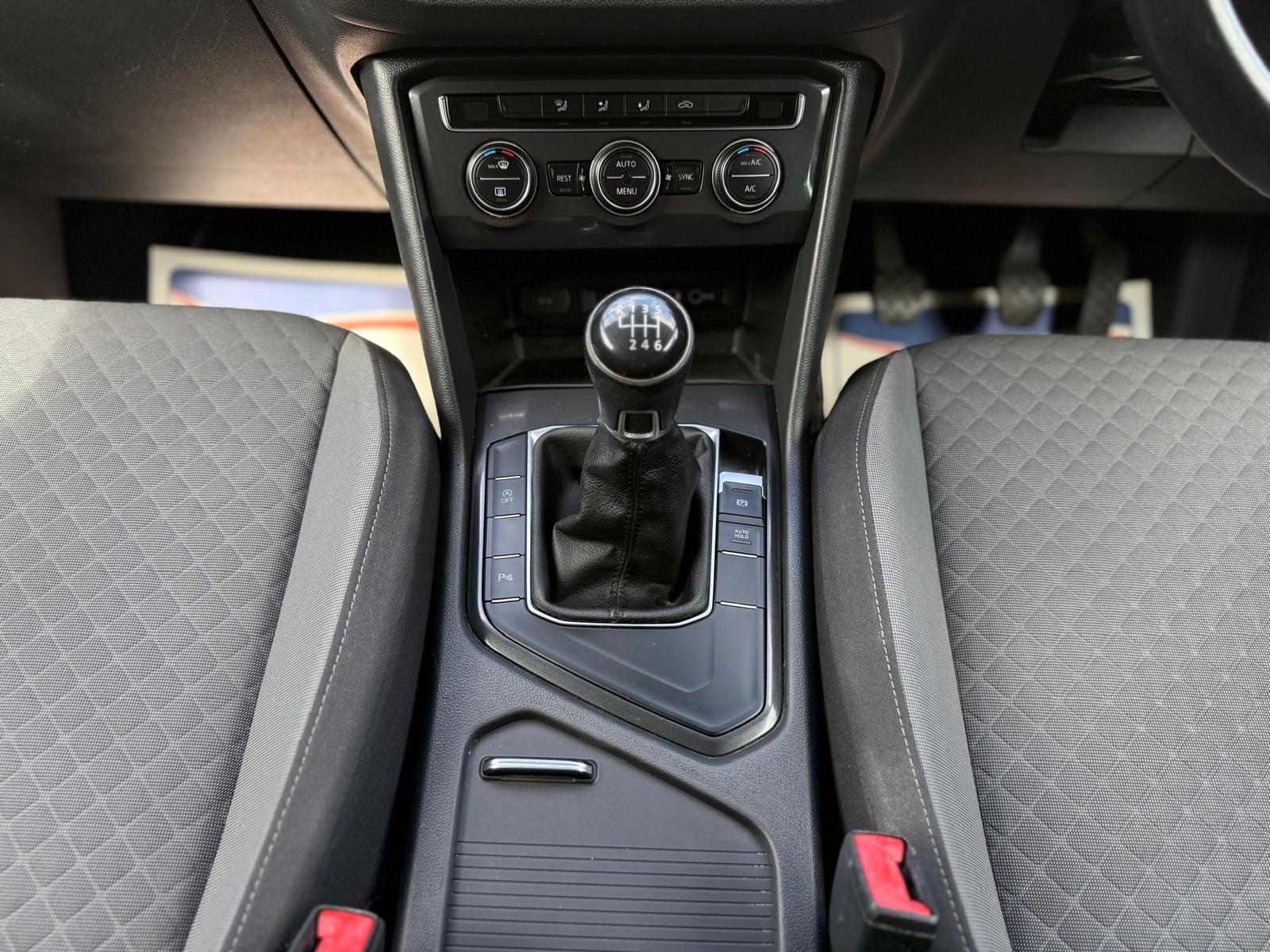 Volkswagen Tiguan view 22