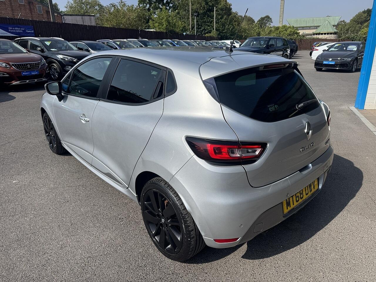 Renault Clio view 7