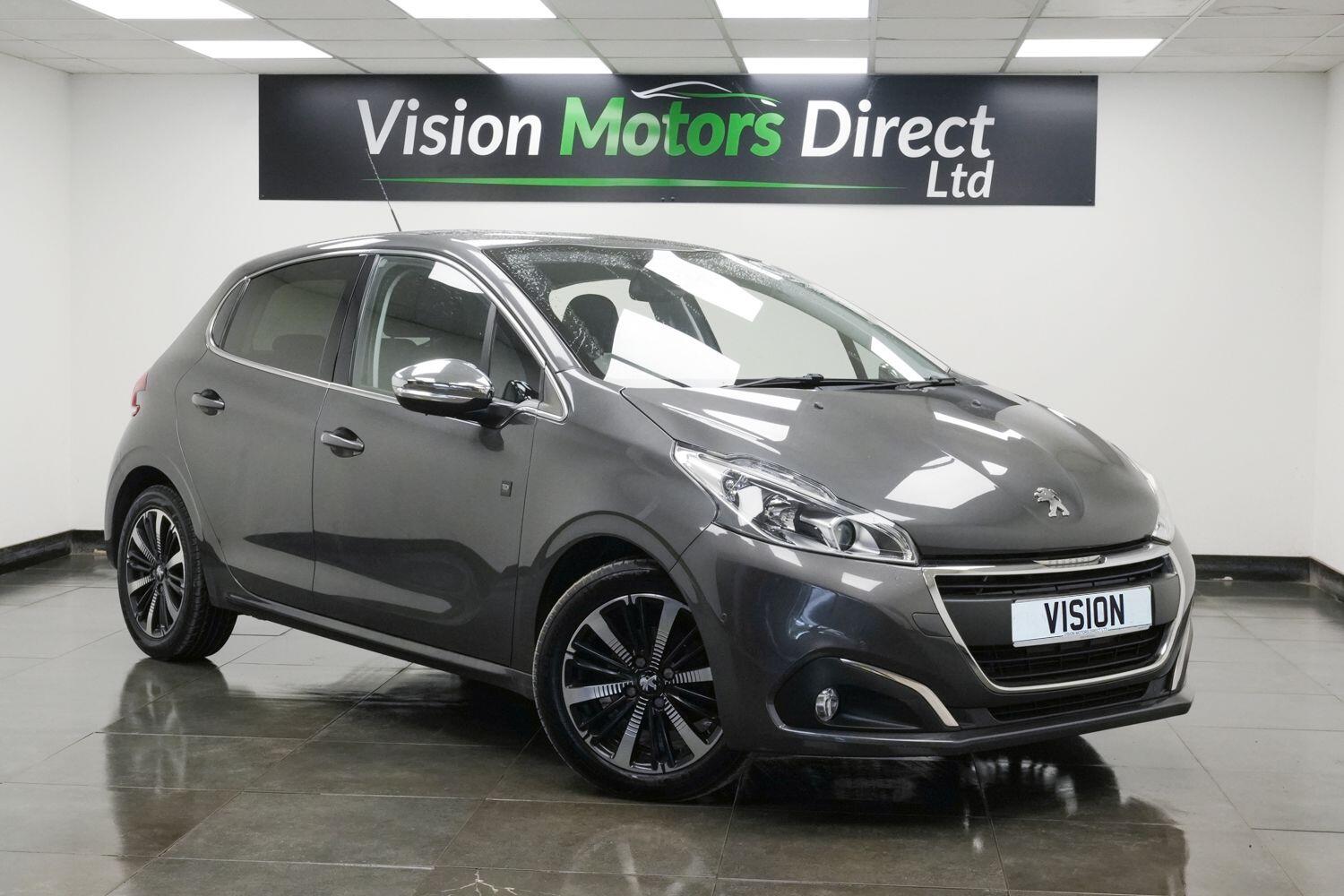 Peugeot 208 main image