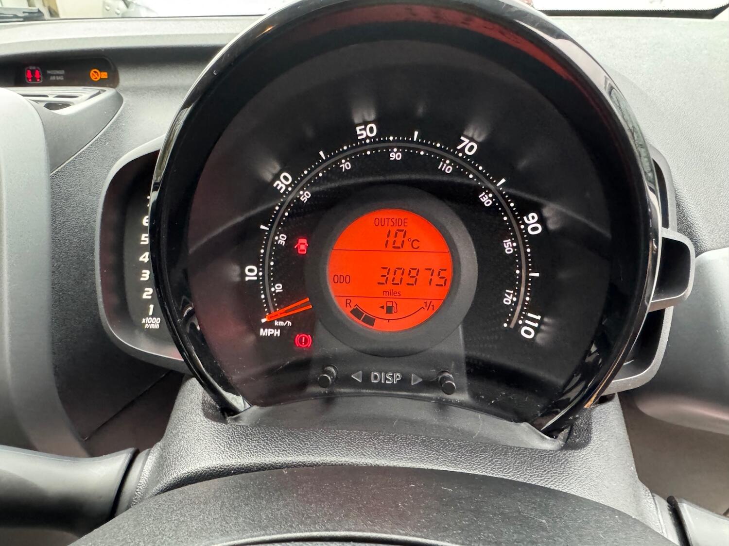 Toyota Aygo view 15