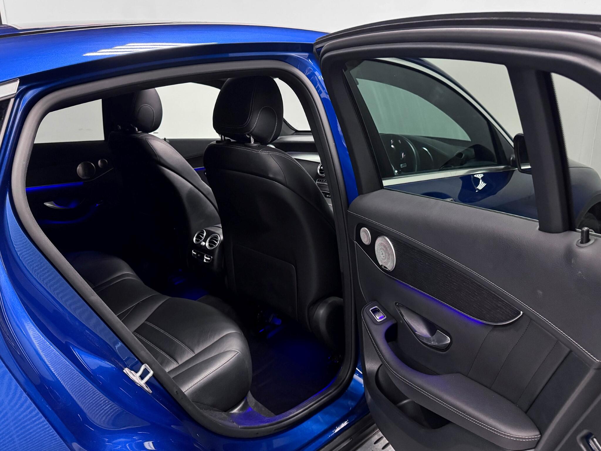Mercedes-Benz GLC view 14