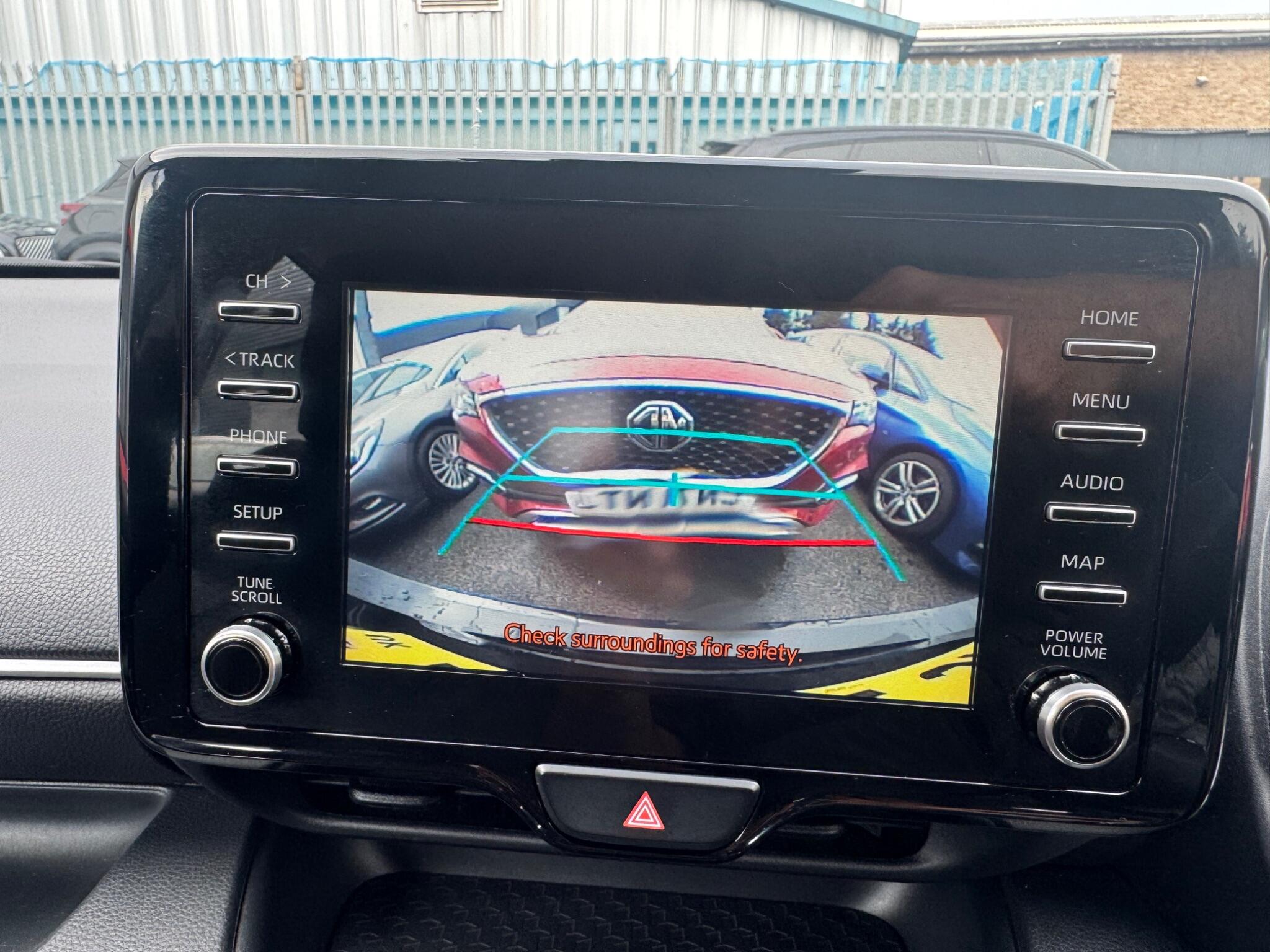 Toyota Yaris view 12