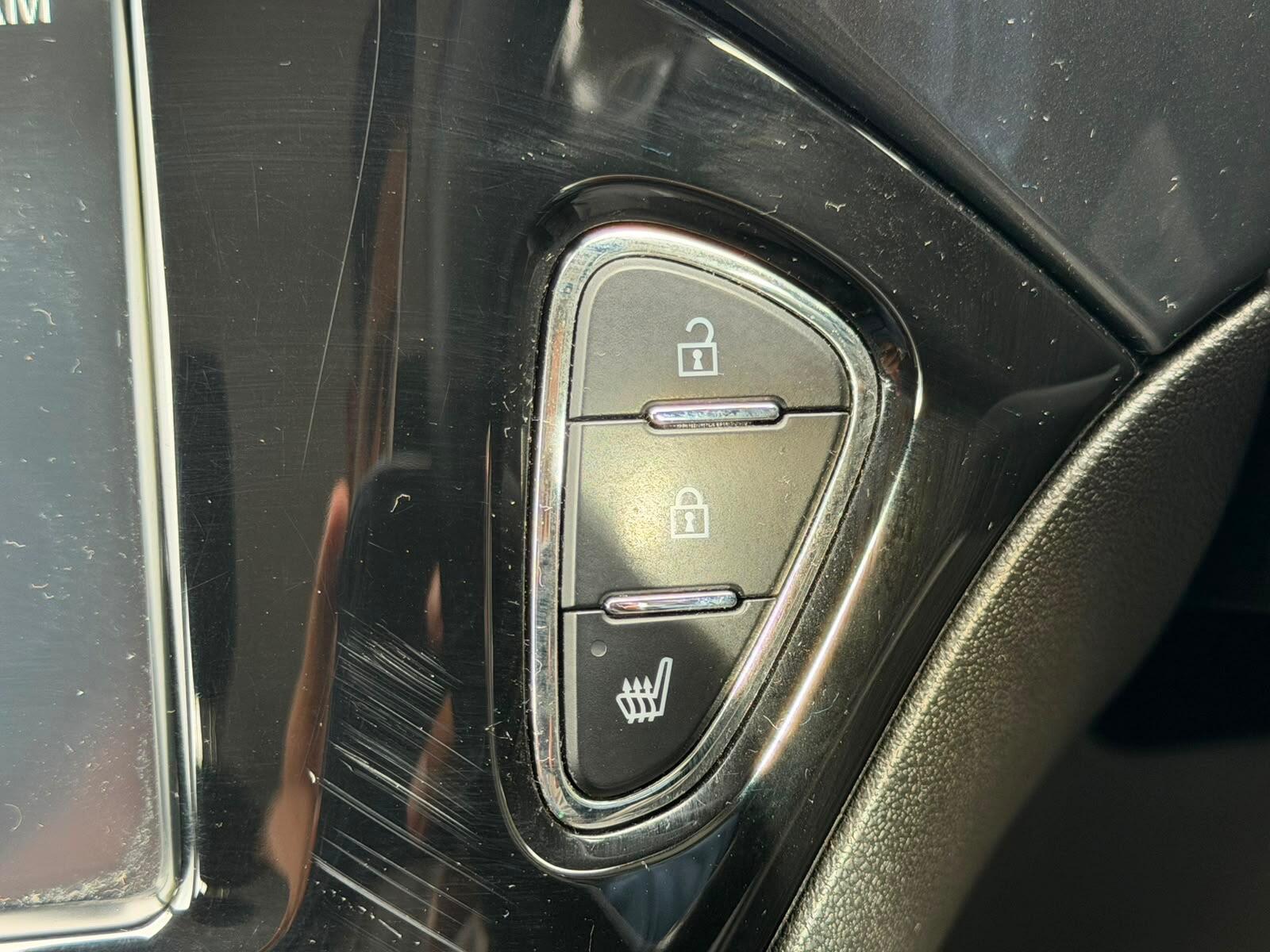 Vauxhall Corsa view 19