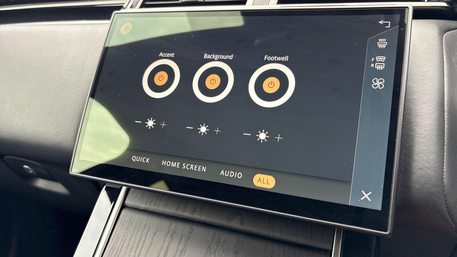 Land Rover Range Rover Velar view 44