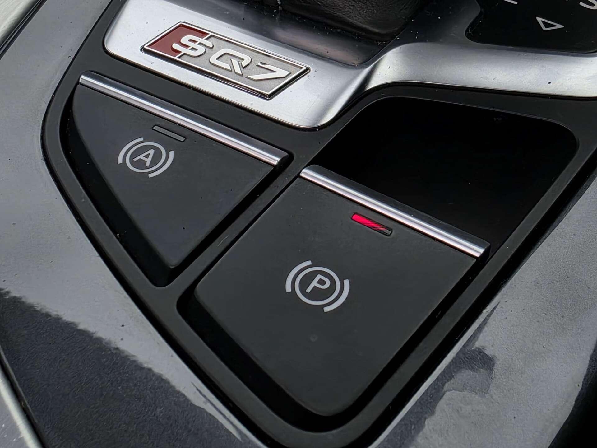 Audi SQ7 view 59