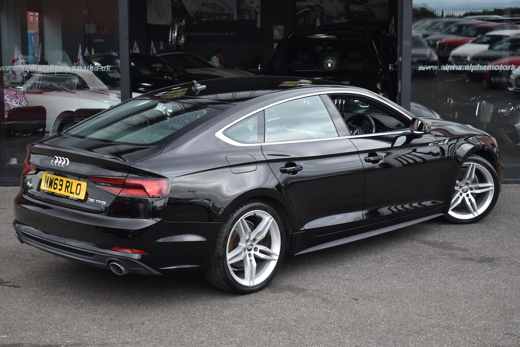 Audi A5 view 7