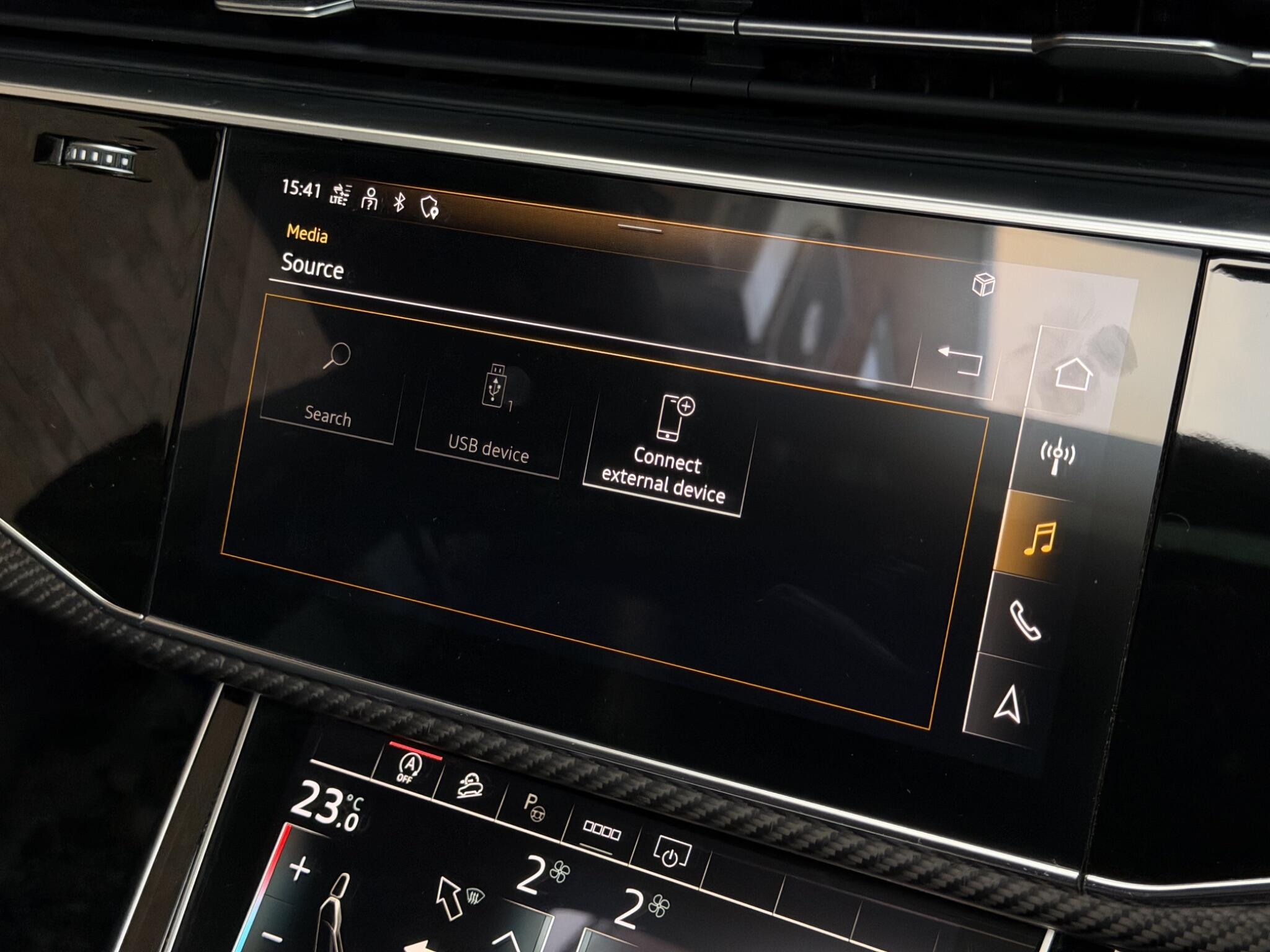 Audi Audi RSQ8 view 44