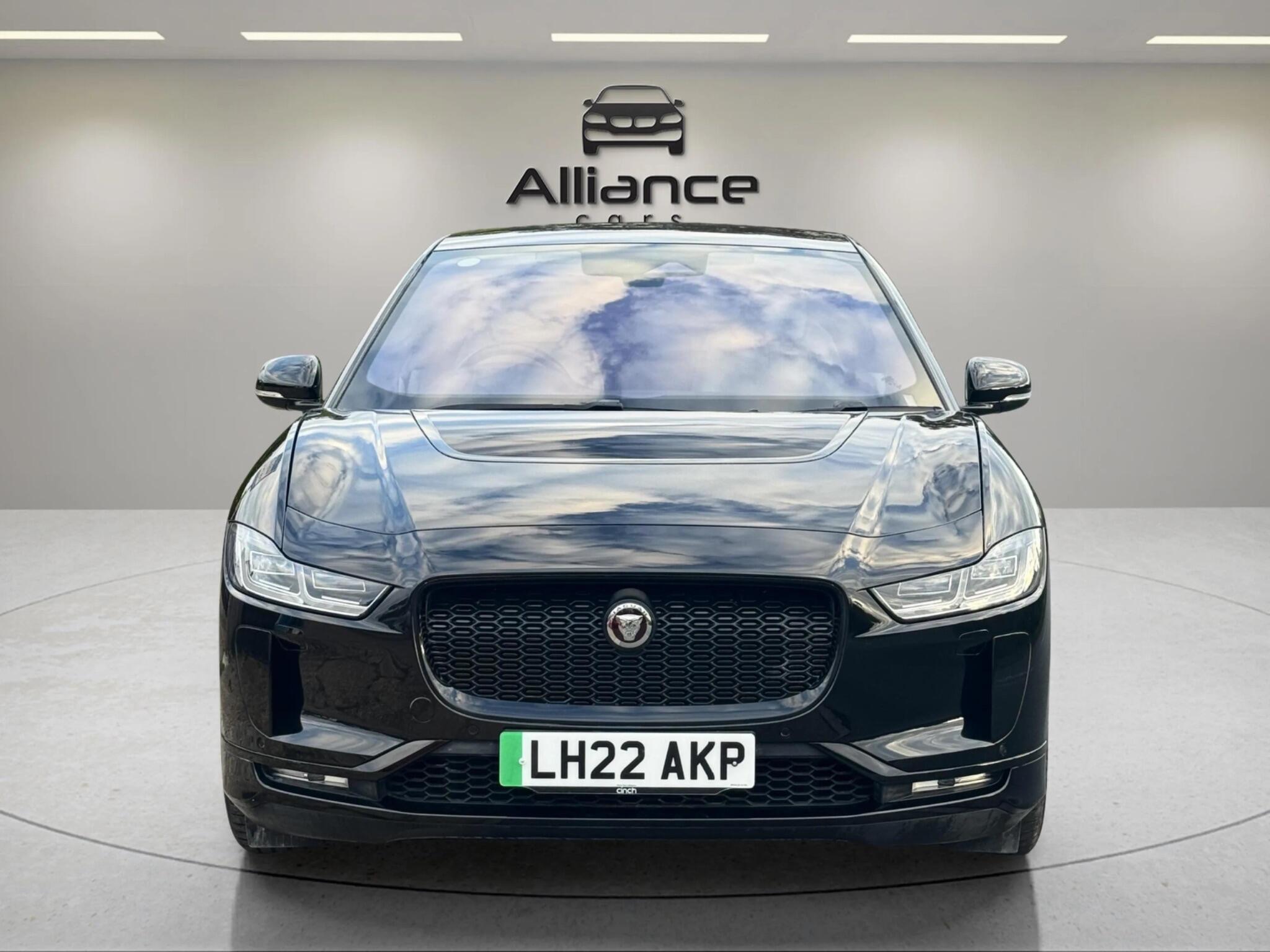 Jaguar I-Pace view 24
