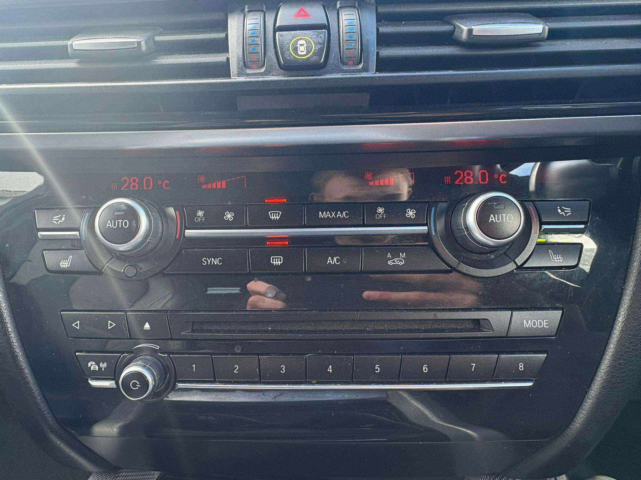 BMW X5 view 30