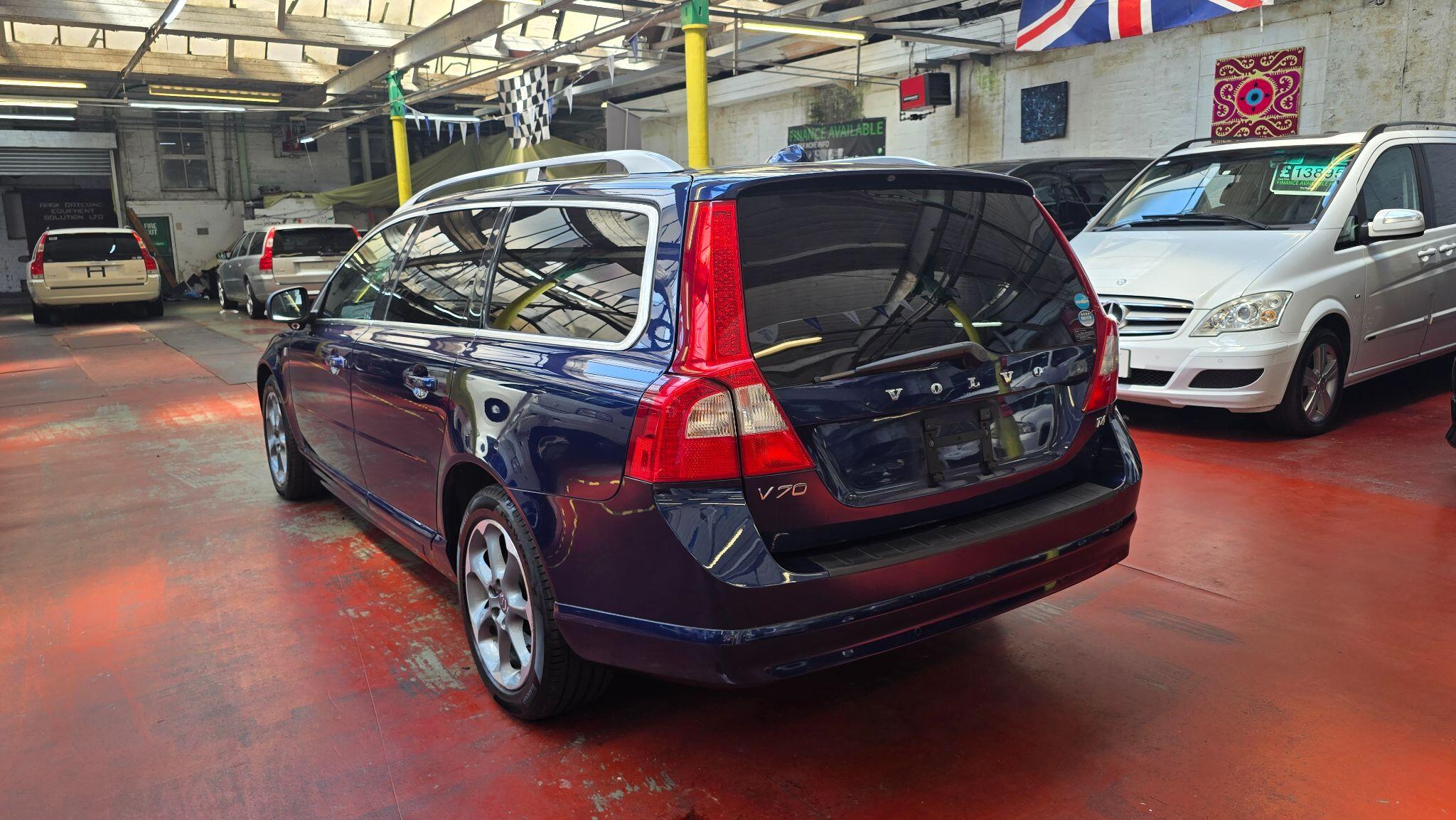 Volvo V70 view 31