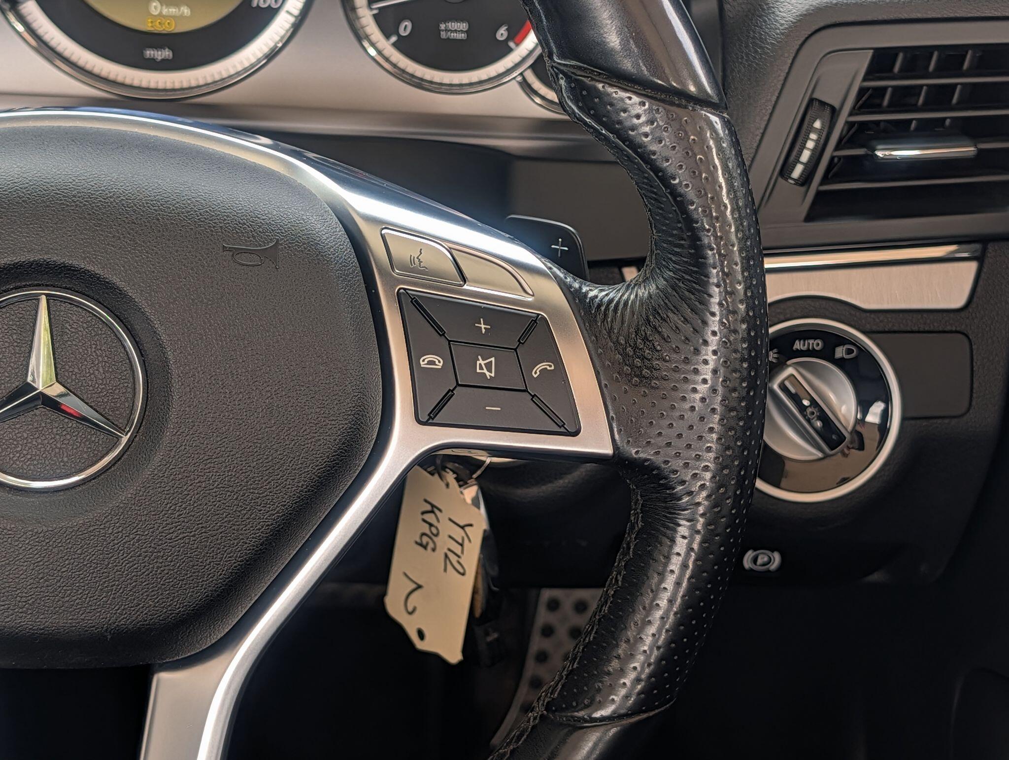 Mercedes-Benz E-Class view 42