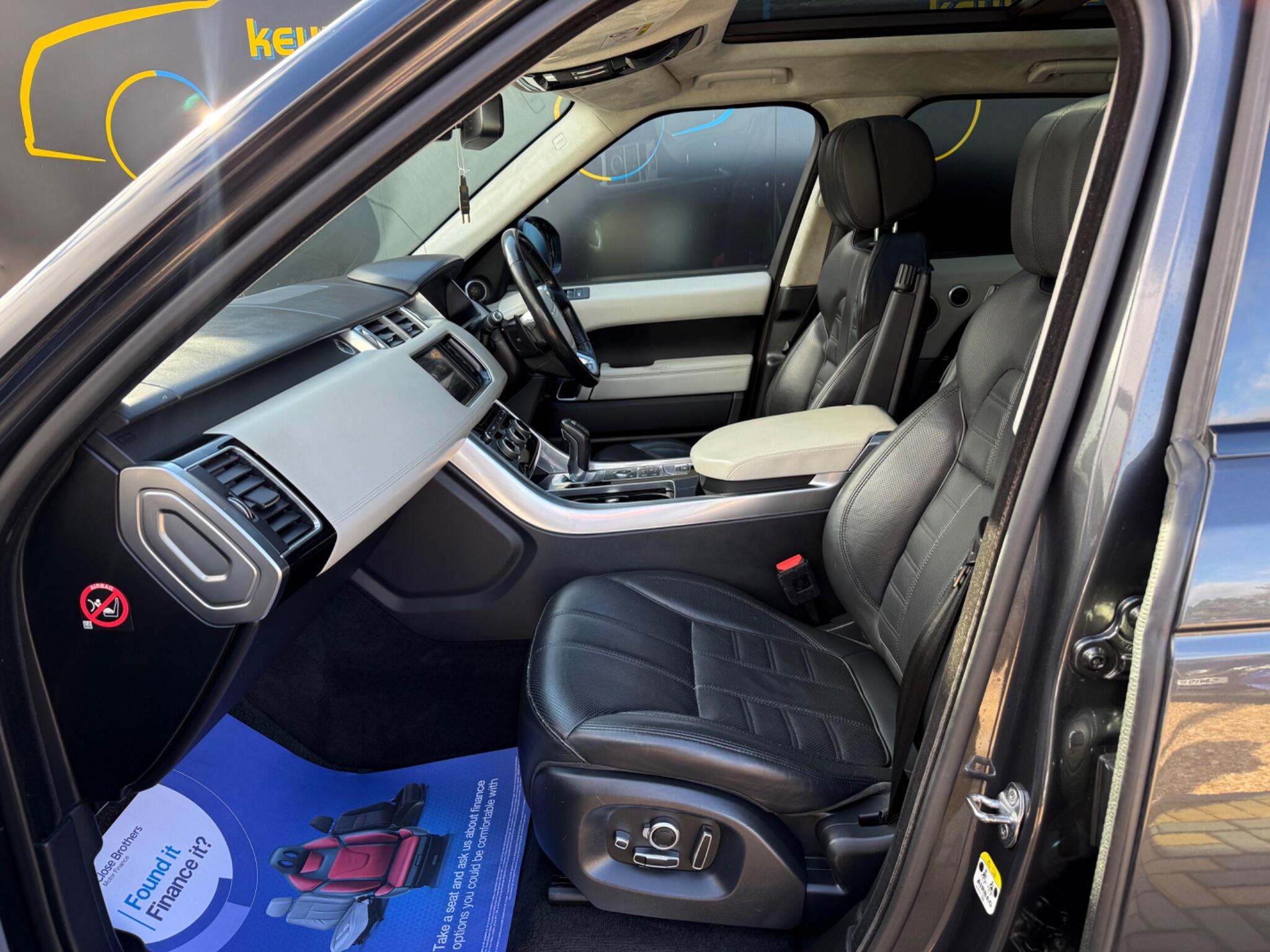 Land Rover Range Rover Sport view 21