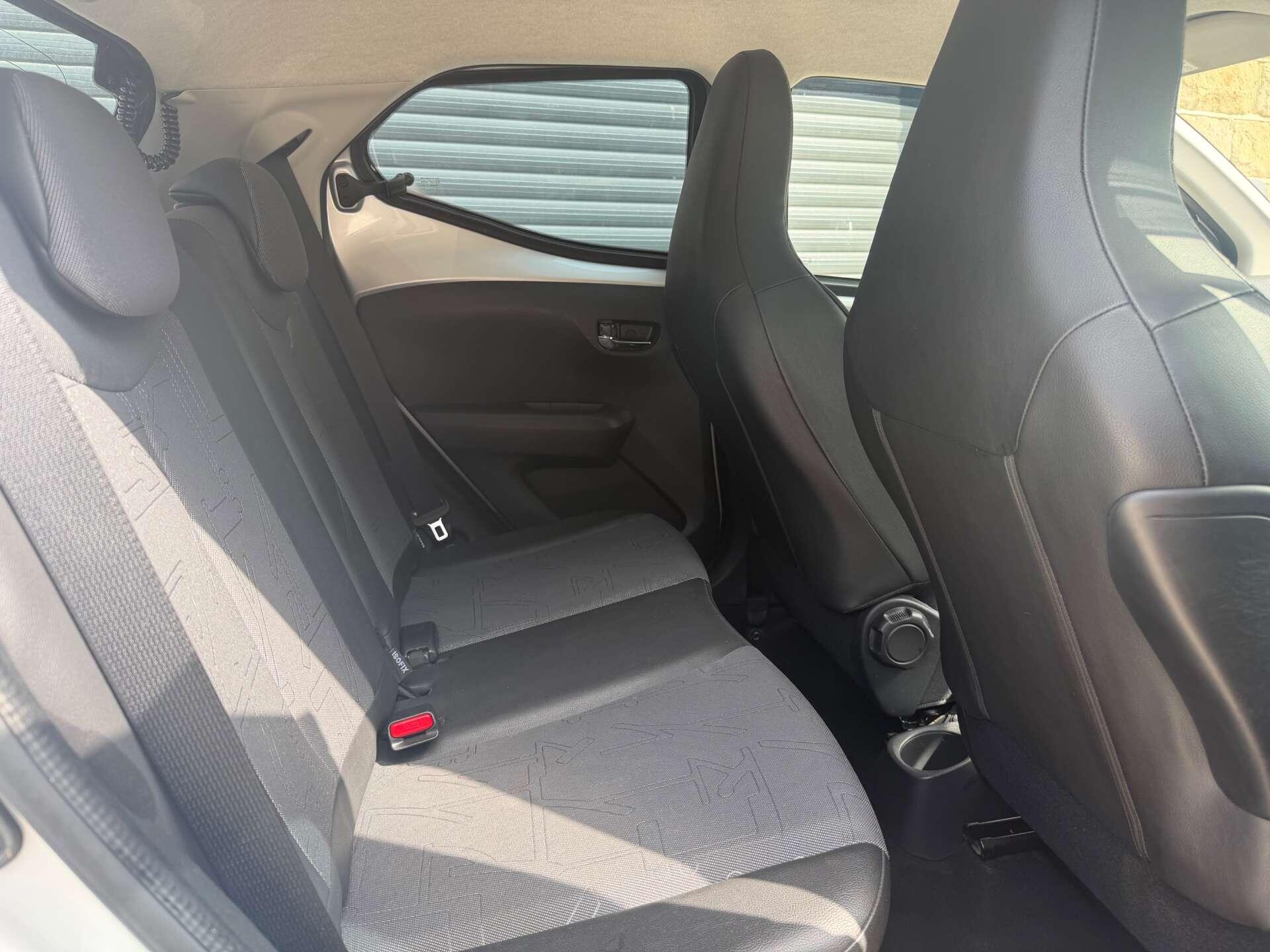 Toyota Aygo view 17