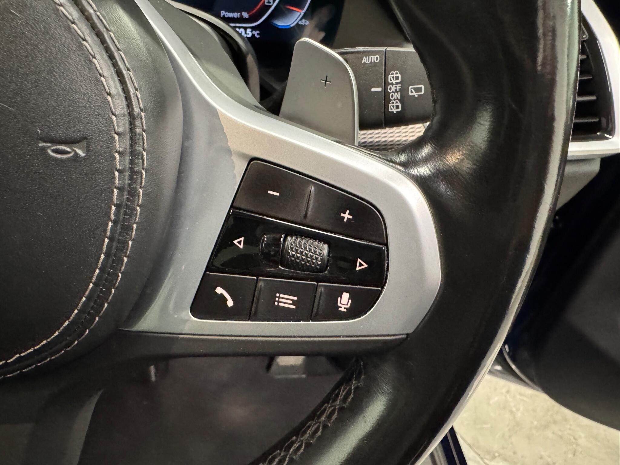 BMW X5 view 20