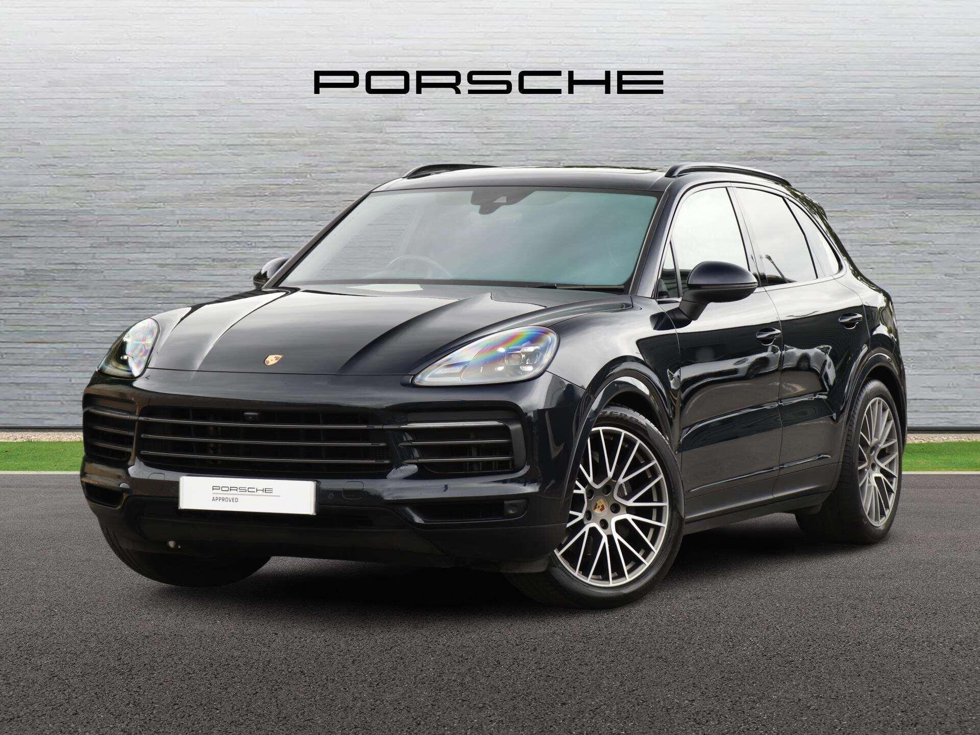 Porsche Cayenne view 7