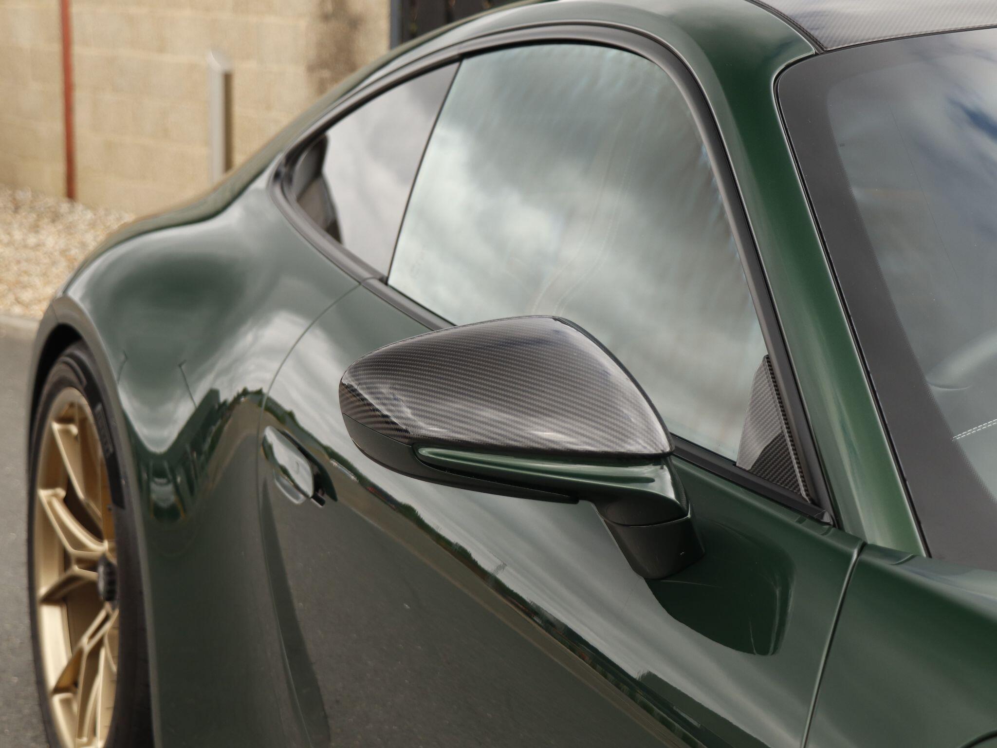 Porsche 911 view 36
