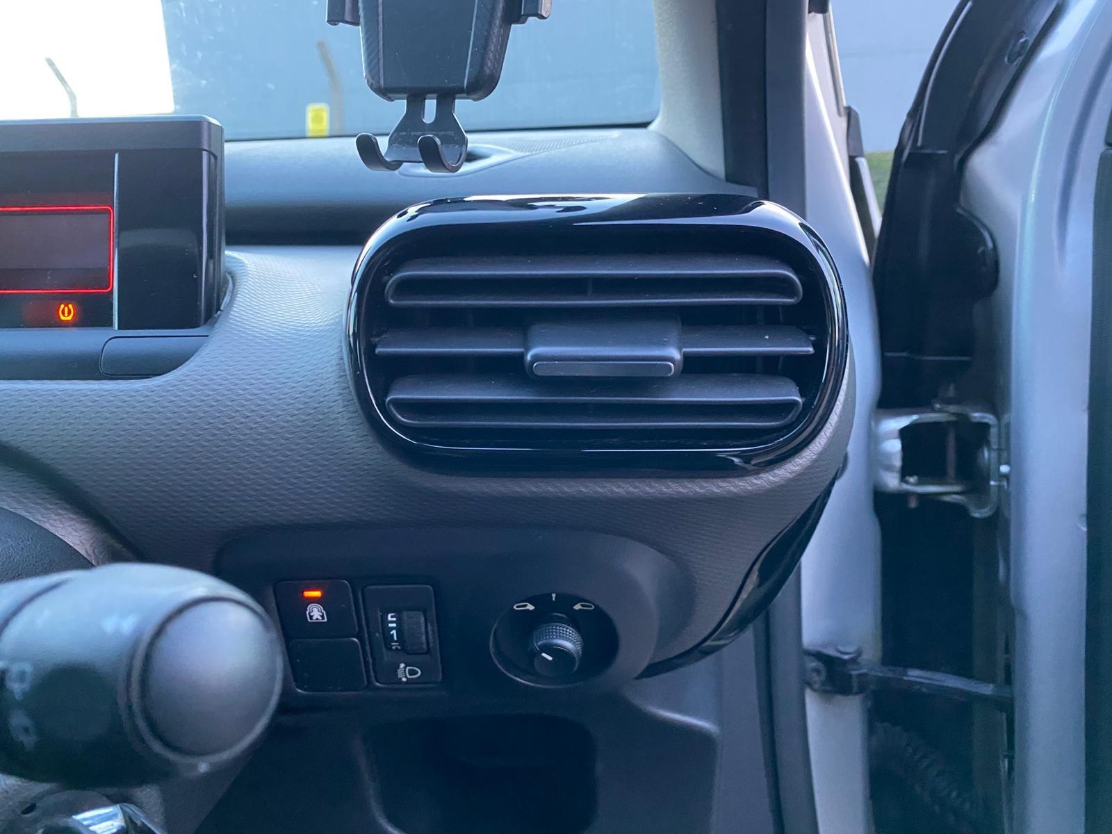 Citroen C4 Cactus view 21