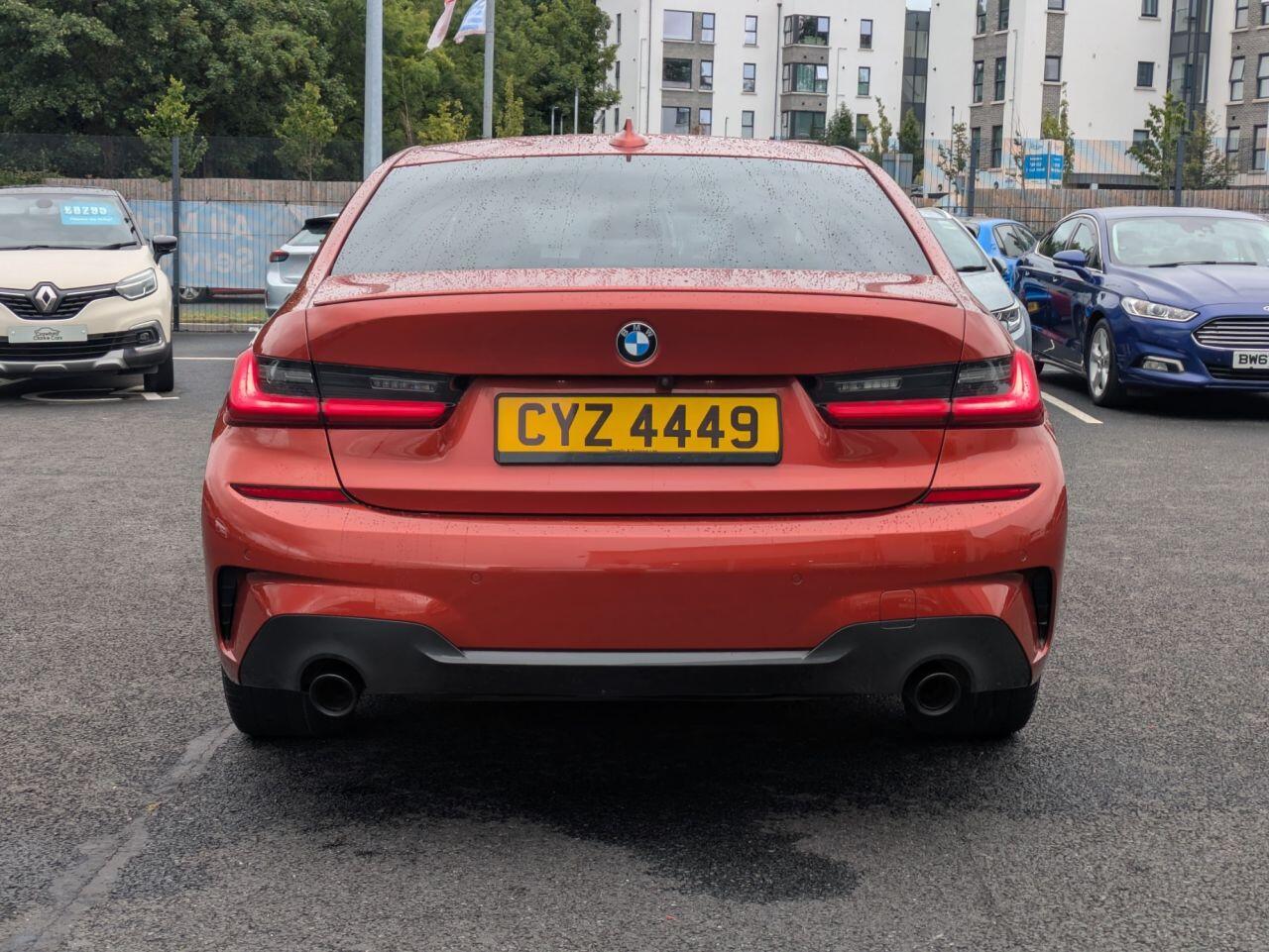 BMW 3 Series view 5