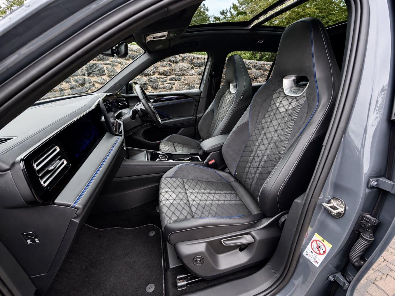 Volkswagen Tiguan view 8