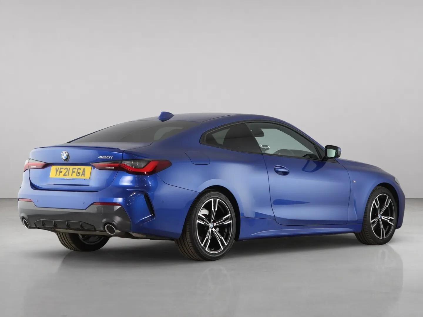 BMW 4 Series view 8