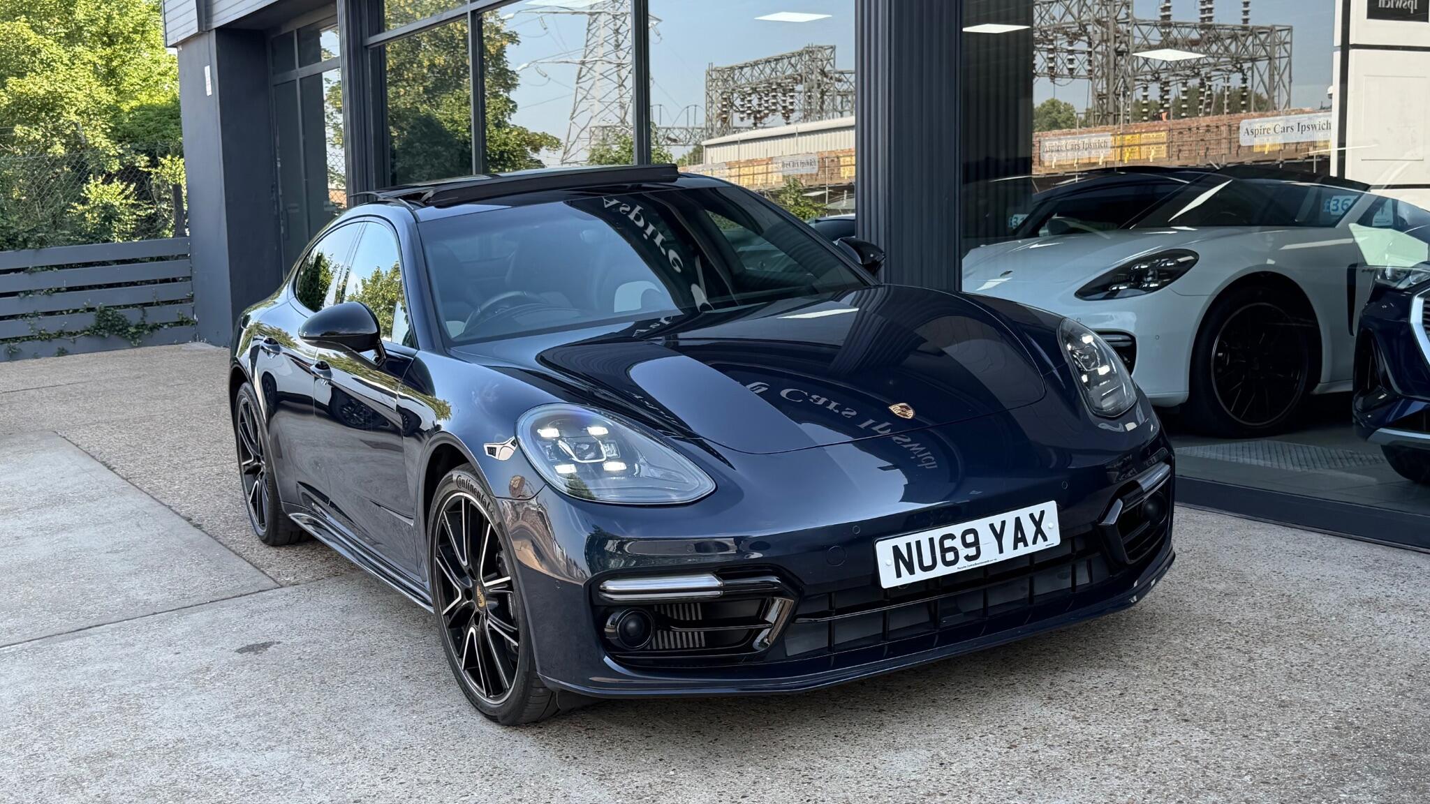 Porsche Panamera view 3