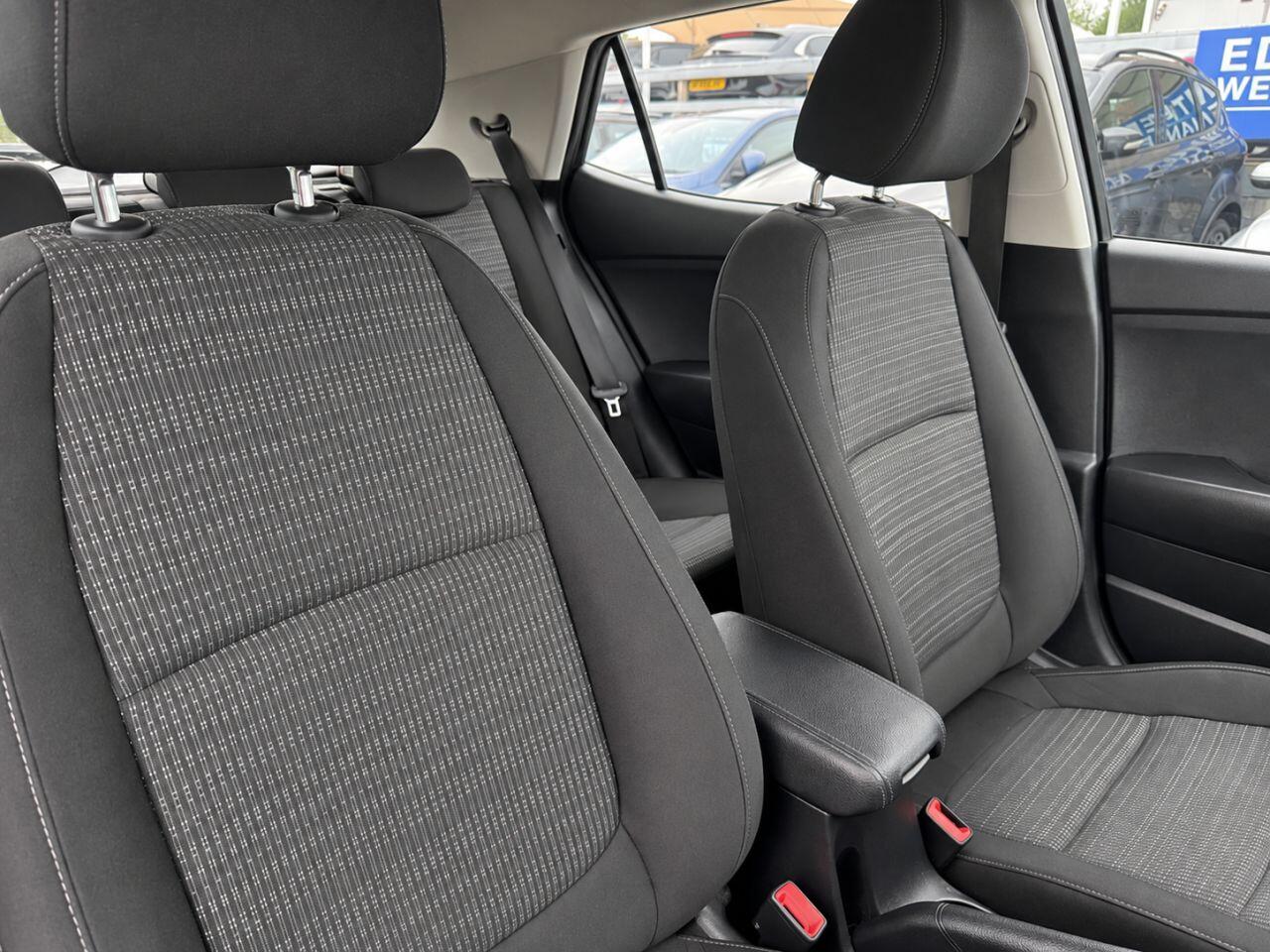 Kia Stonic view 38