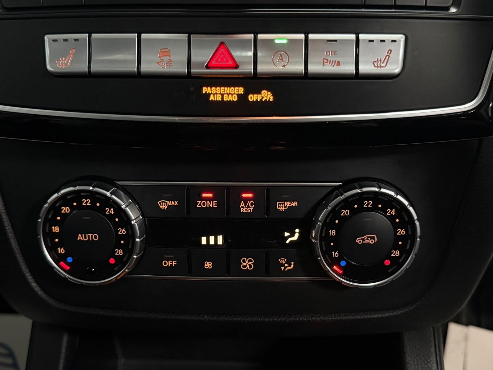 Mercedes-Benz Gle view 23