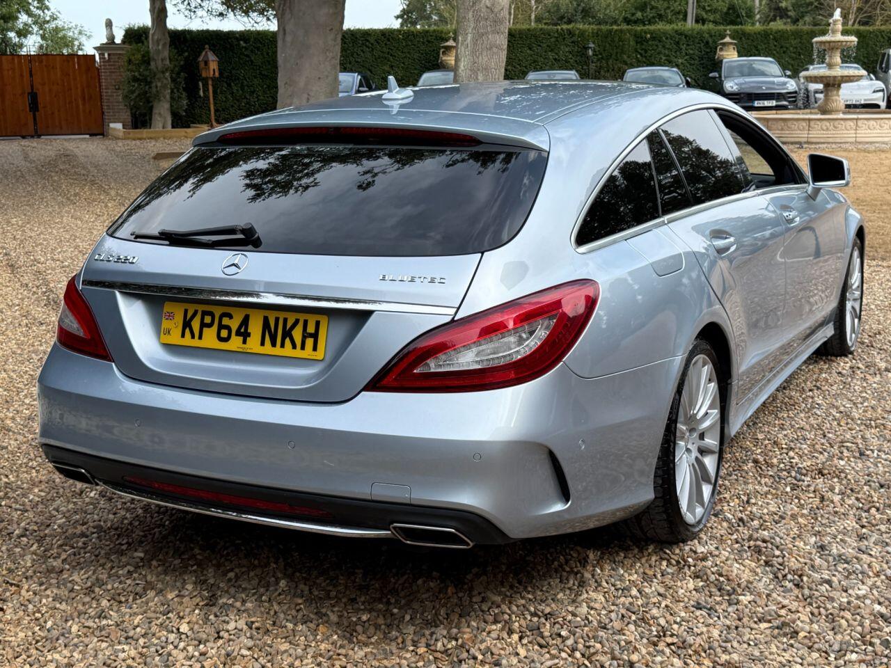 Mercedes-Benz CLS view 7