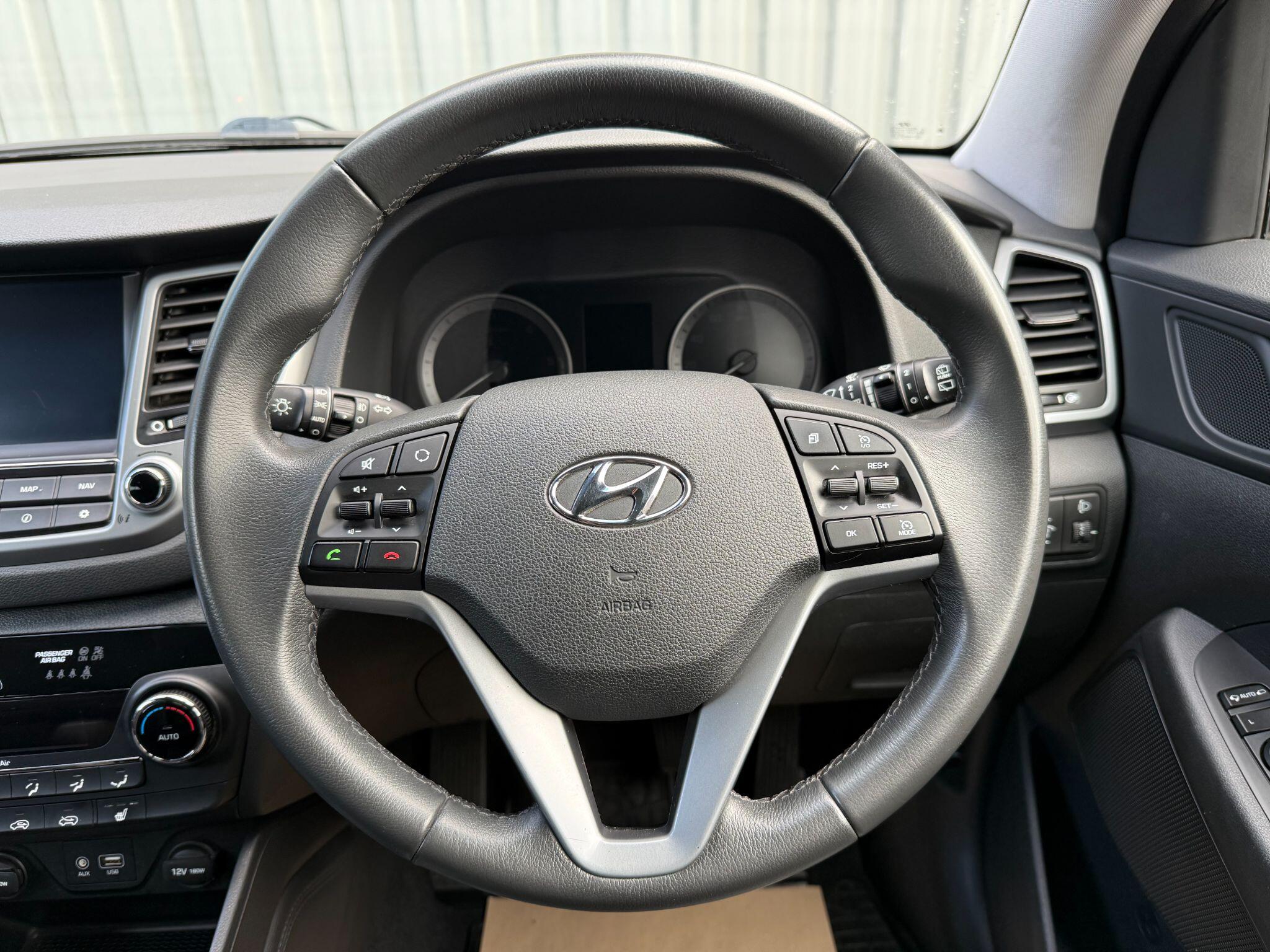 Hyundai Tucson view 24