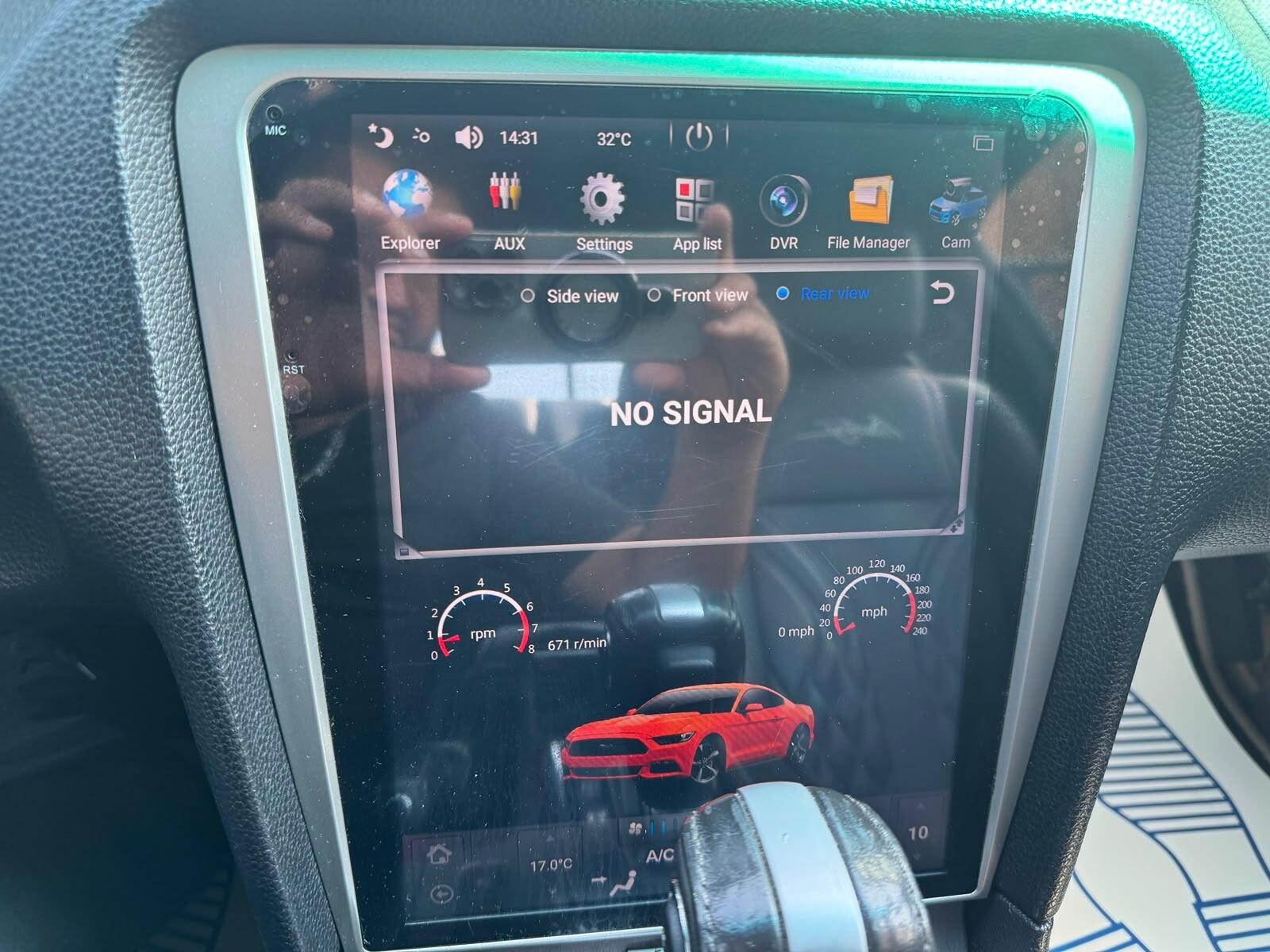 Ford Mustang view 26