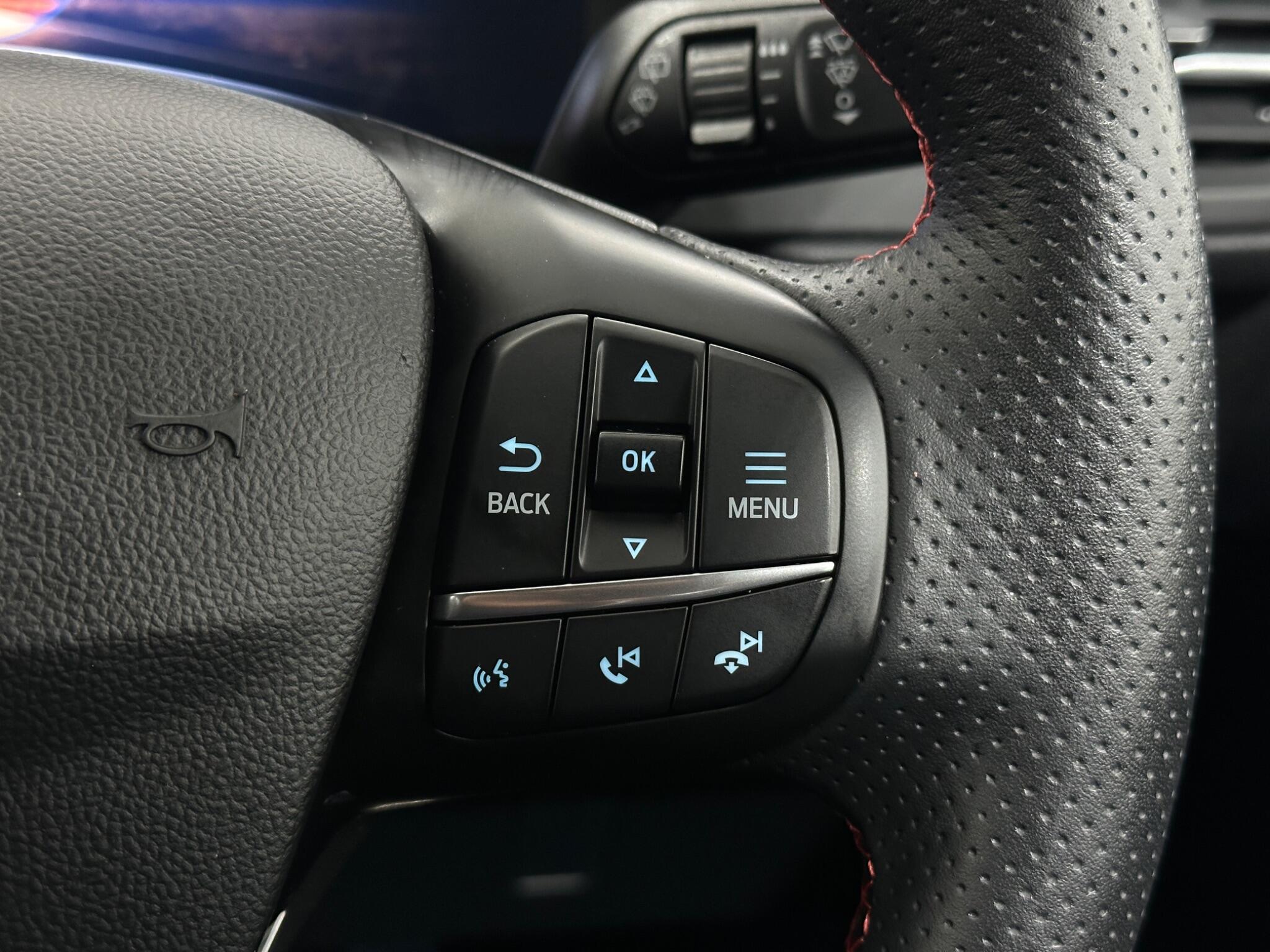 Ford Kuga view 16