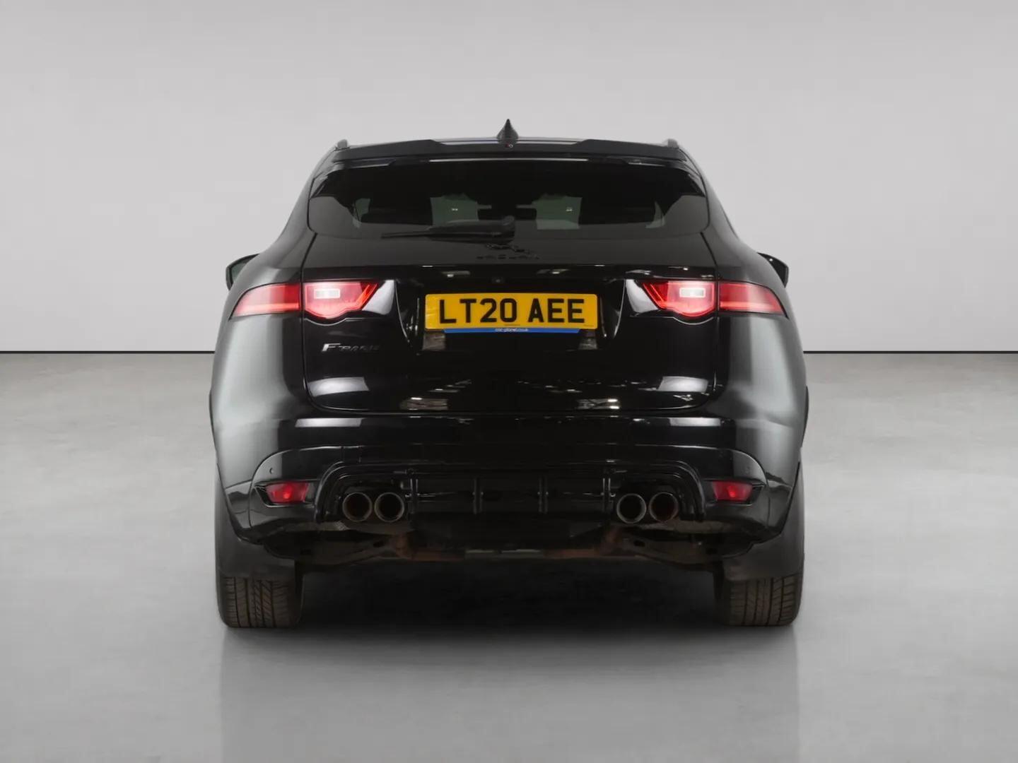 Jaguar F-Pace view 7