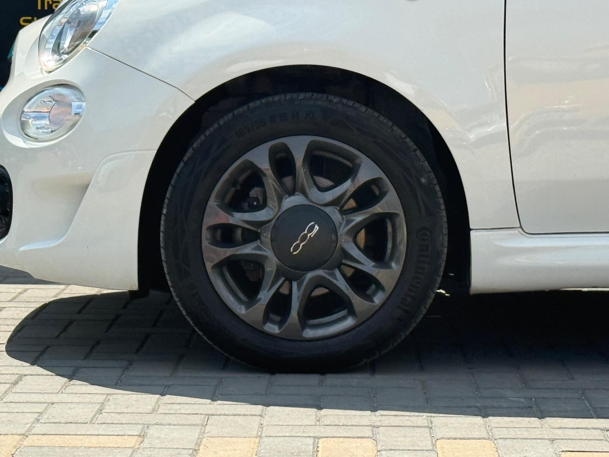 Fiat 500 view 14