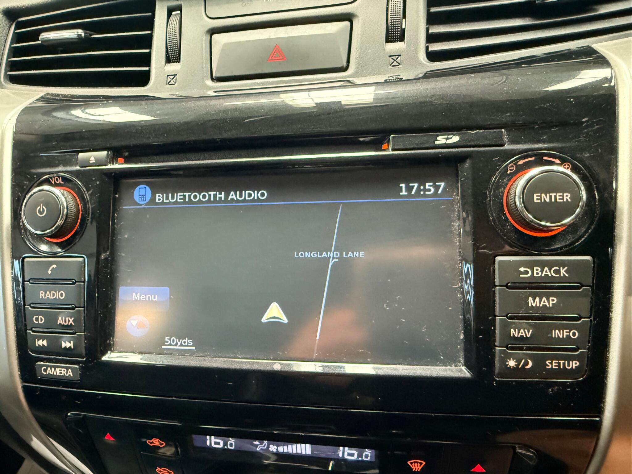 Nissan Navara view 23