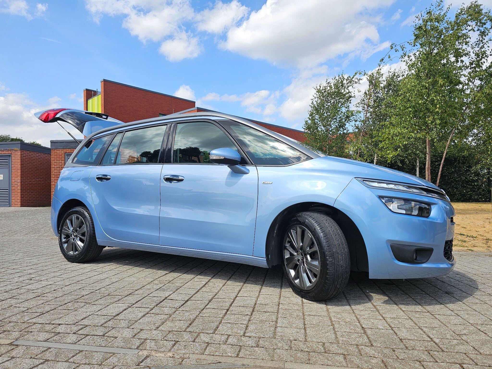 Citroen Grand C4 Picasso view 19